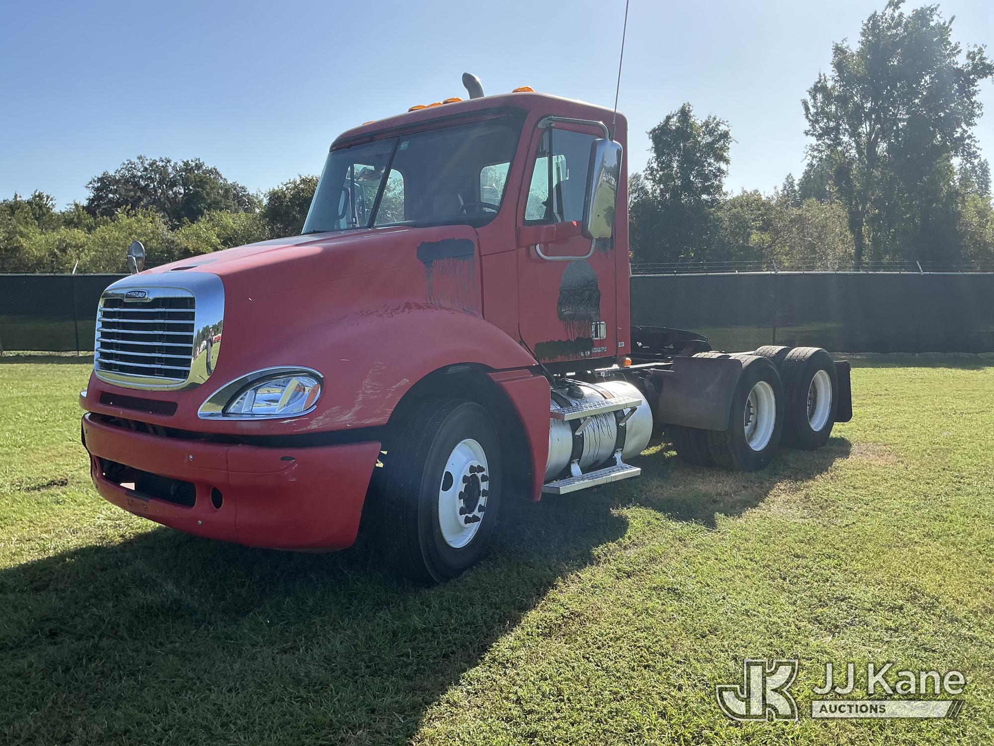 2007 Freightliner Columbia 120