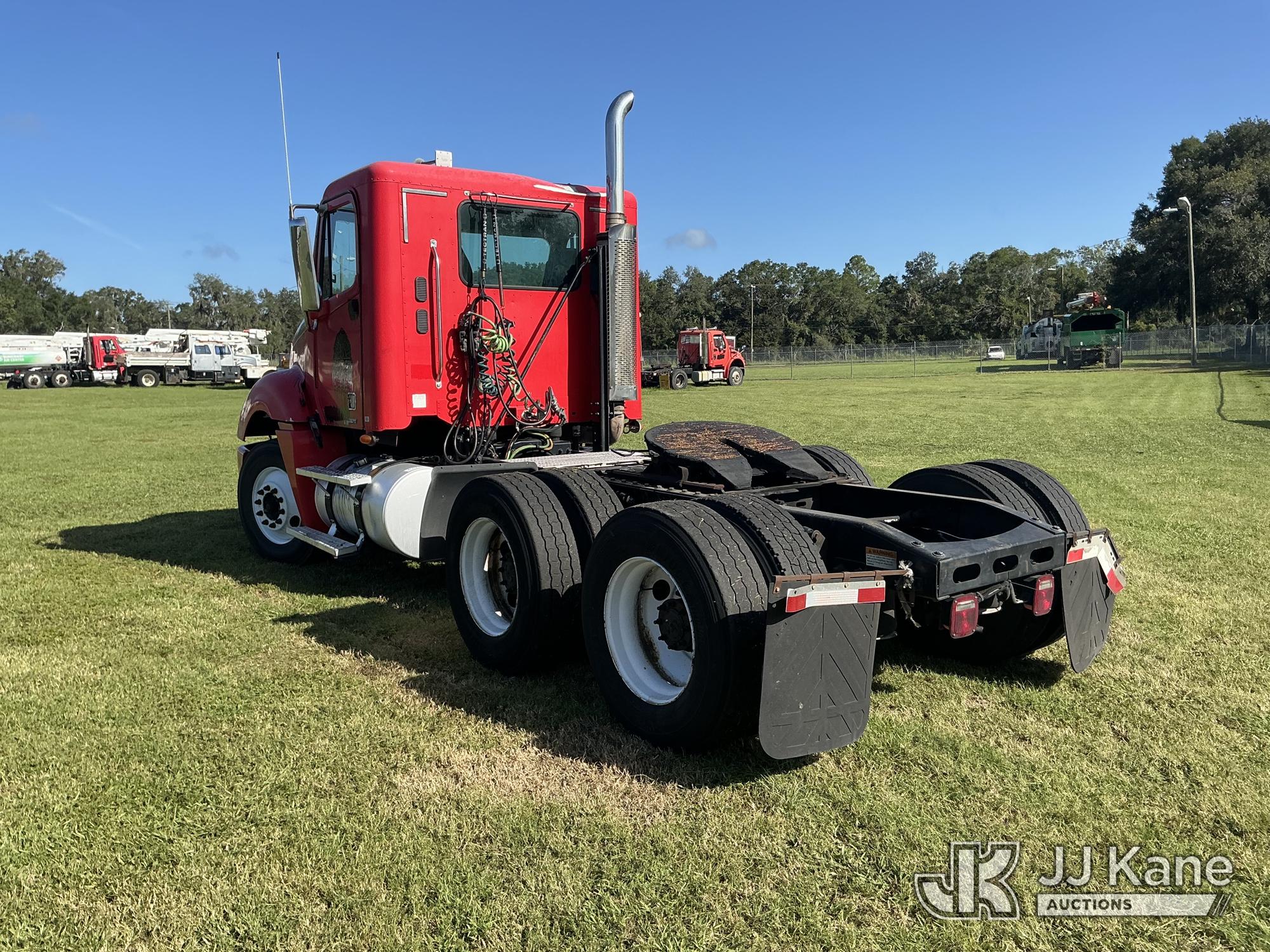 2007 Freightliner Columbia 120