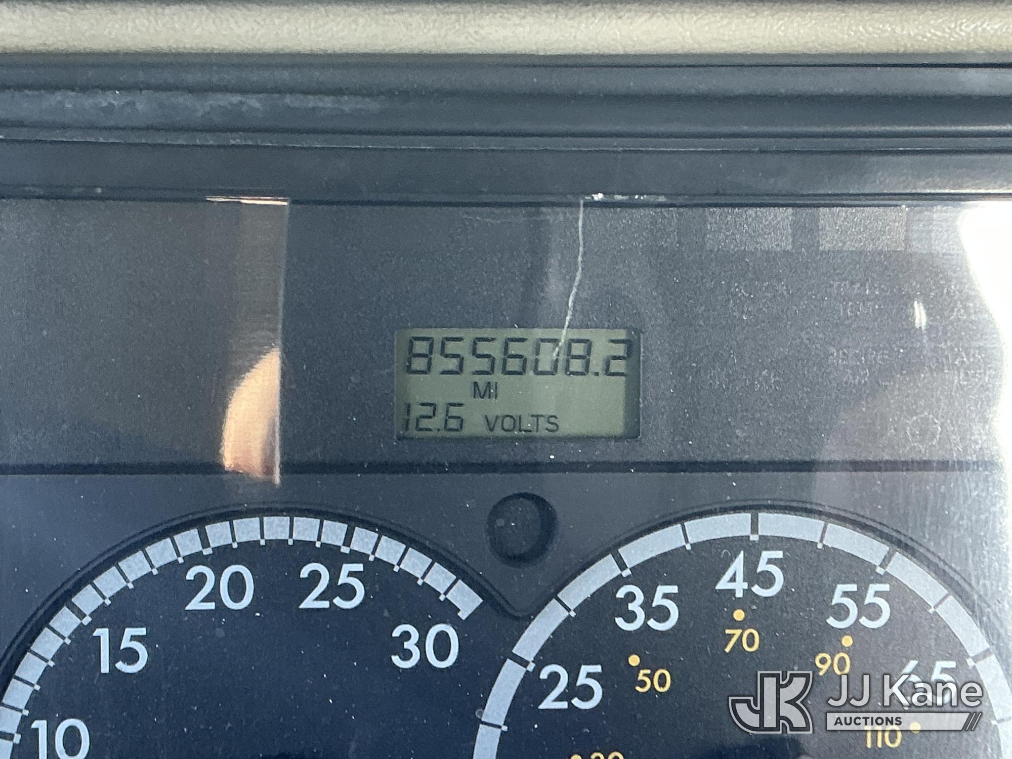 2007 Freightliner Columbia 120
