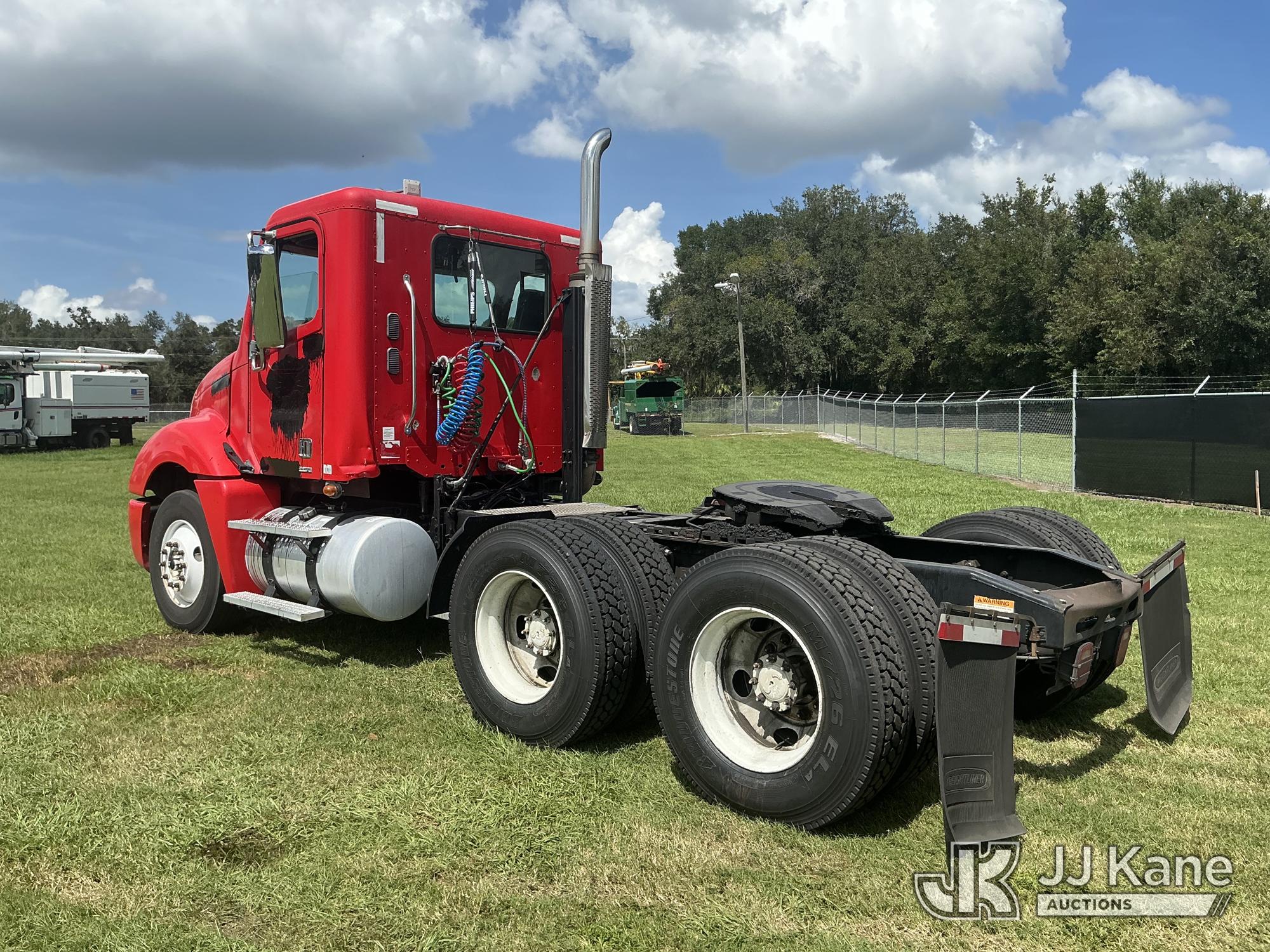 2007 Freightliner Columbia 120