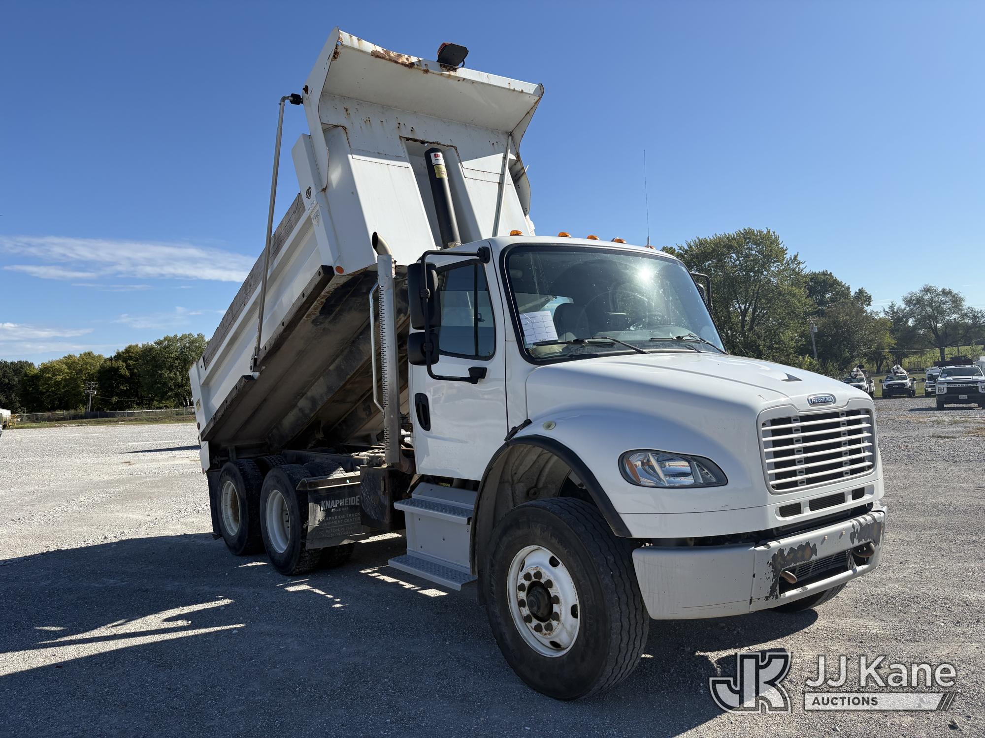 2018 Freightliner M2 106