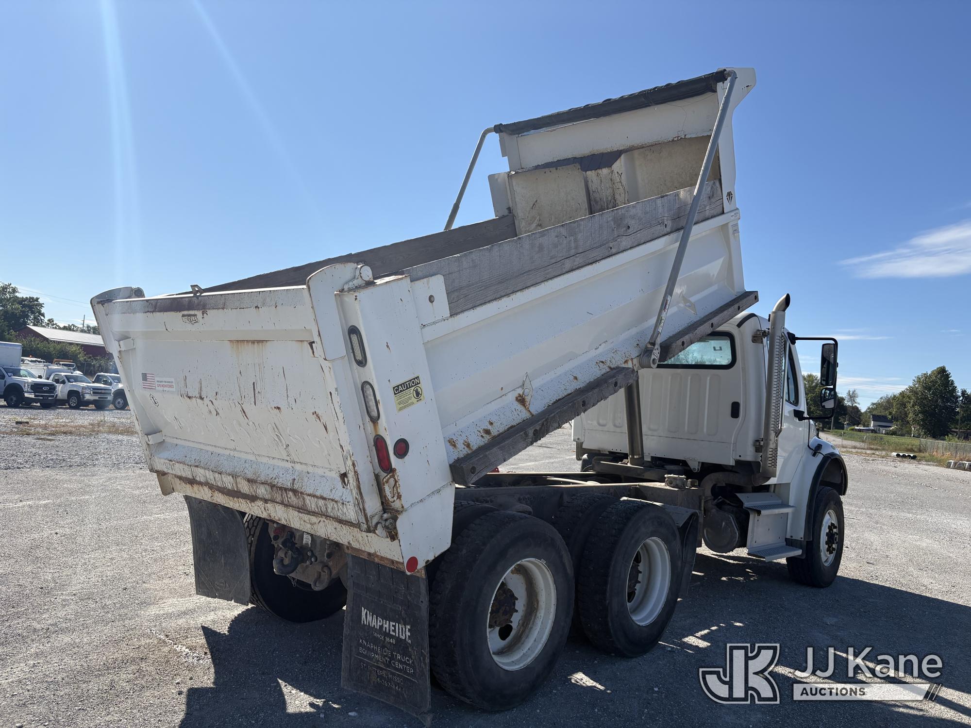 2018 Freightliner M2 106