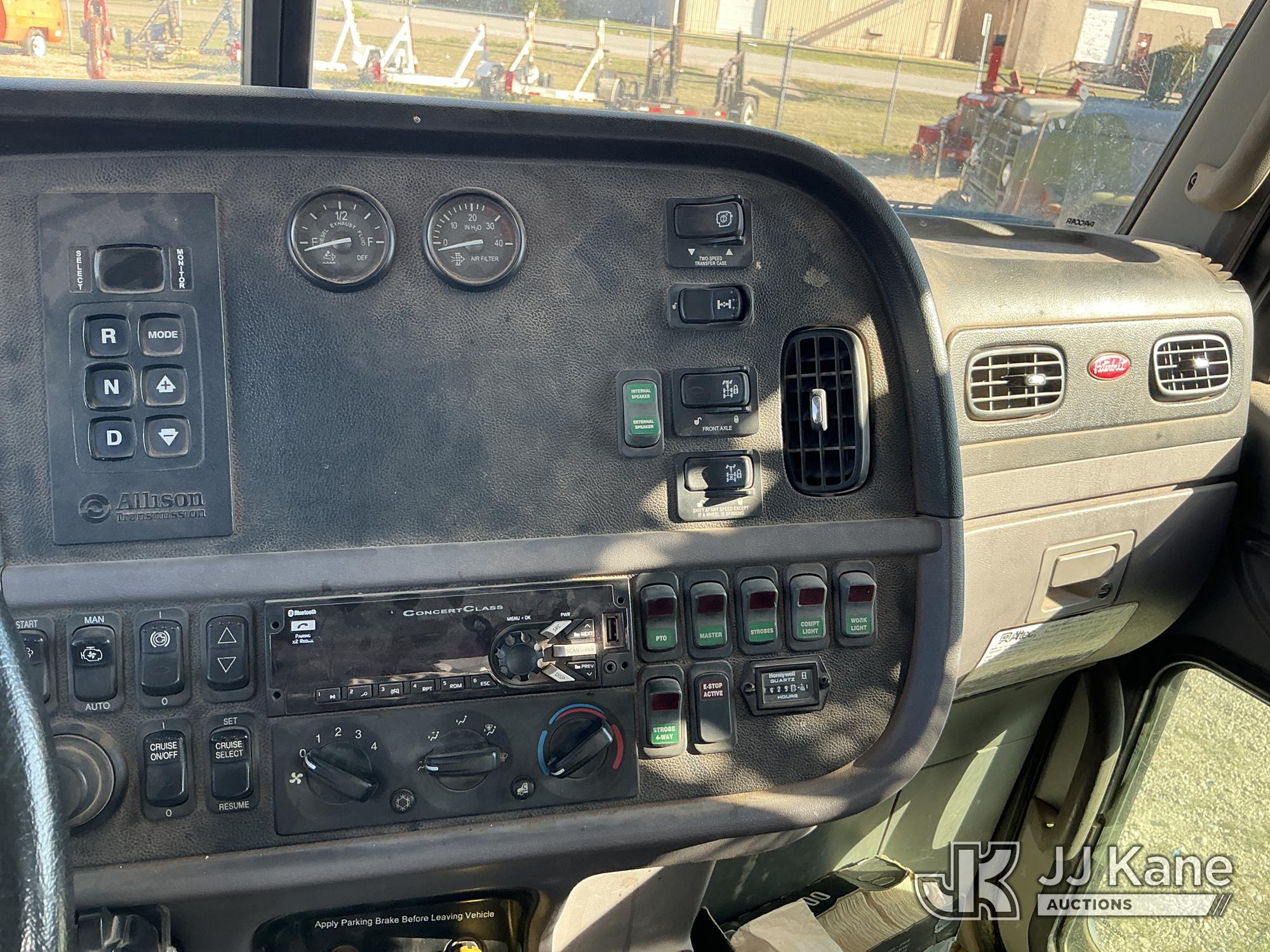 2015 Peterbilt 365