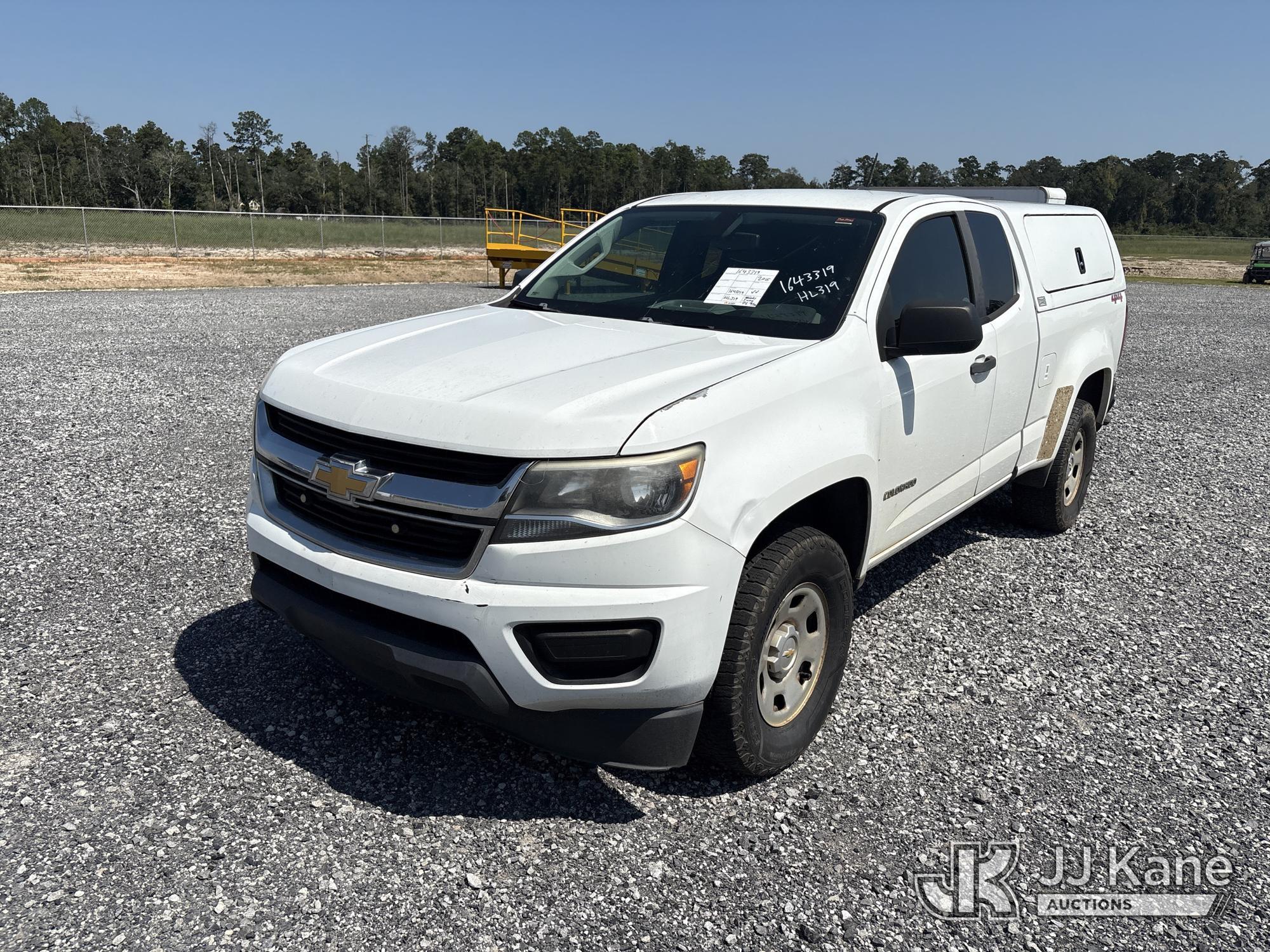 2015 Chevrolet Colorado Extended-Cab Pickup Truck (1643319)