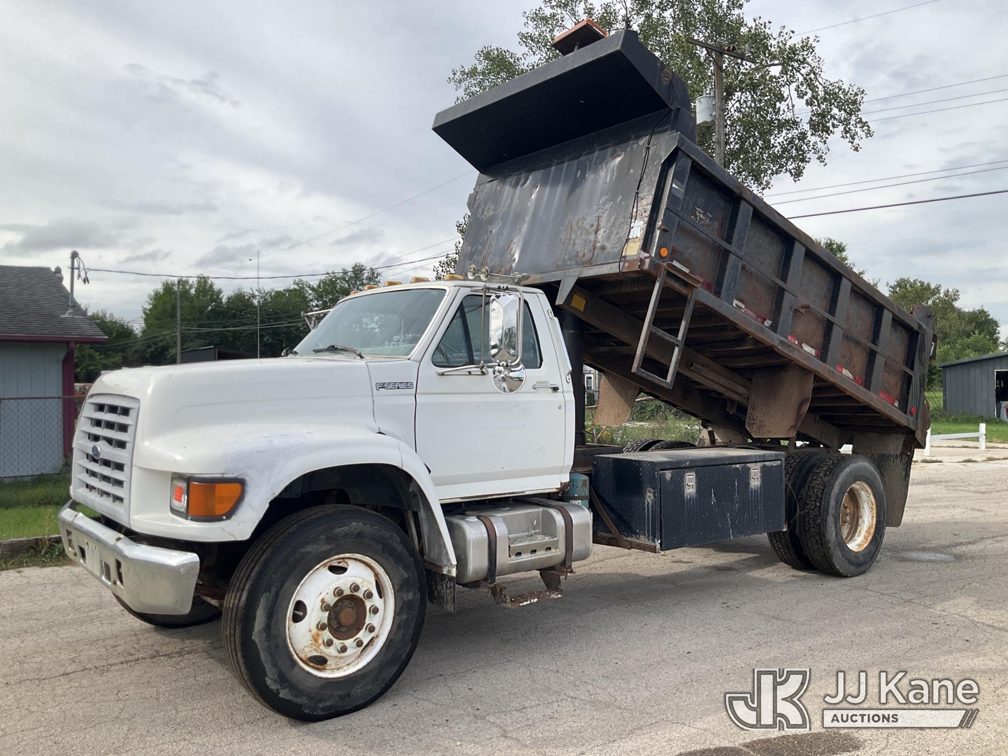 1998 Ford F800