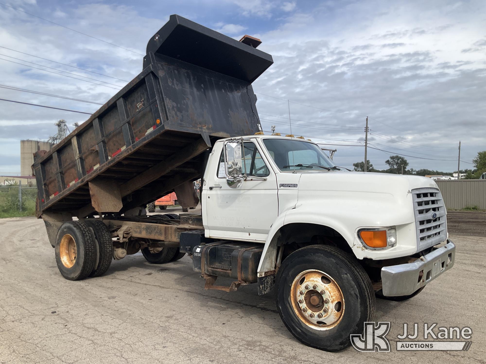 1998 Ford F800