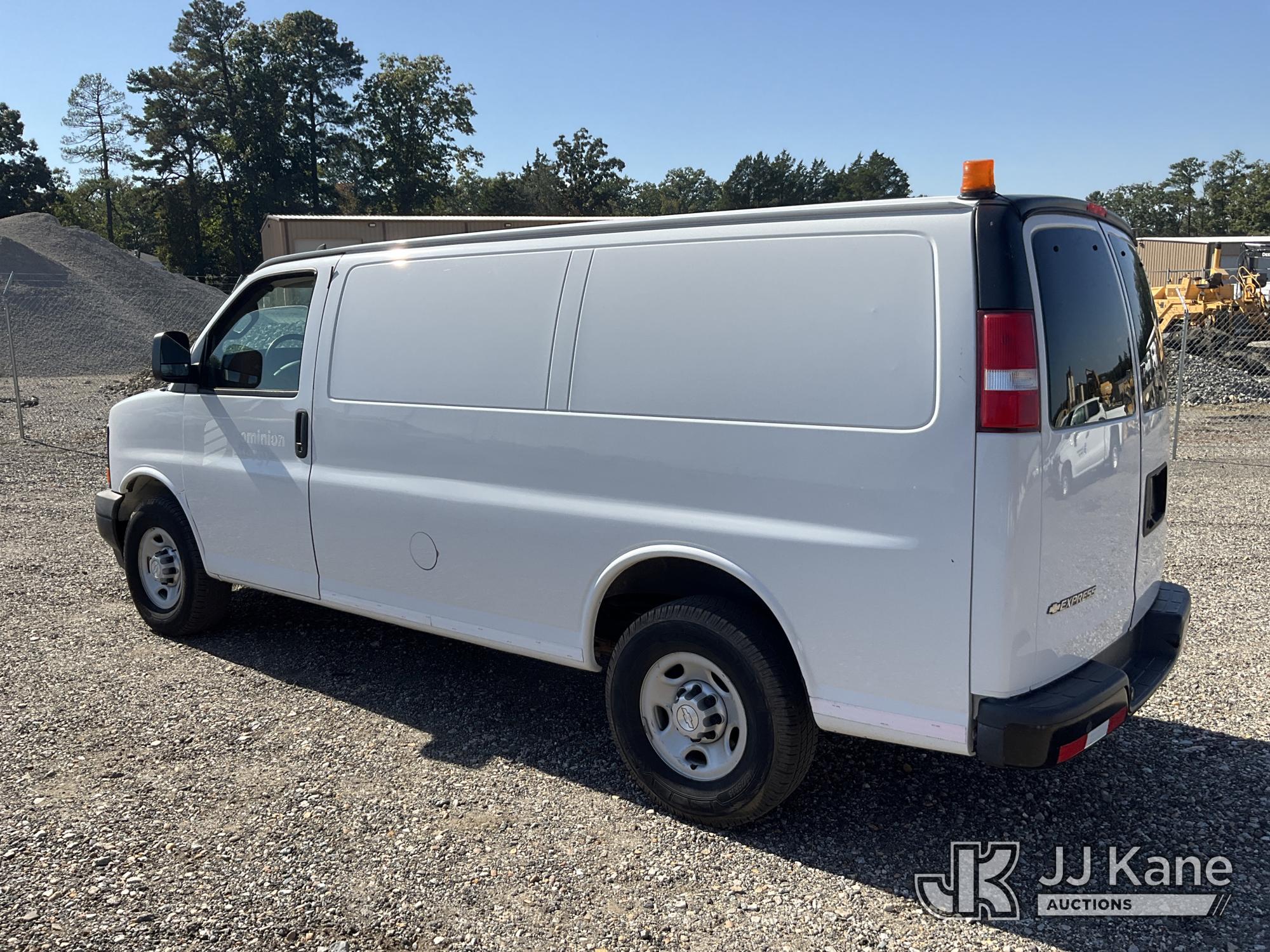 2017 Chevrolet EXPRESS G2500