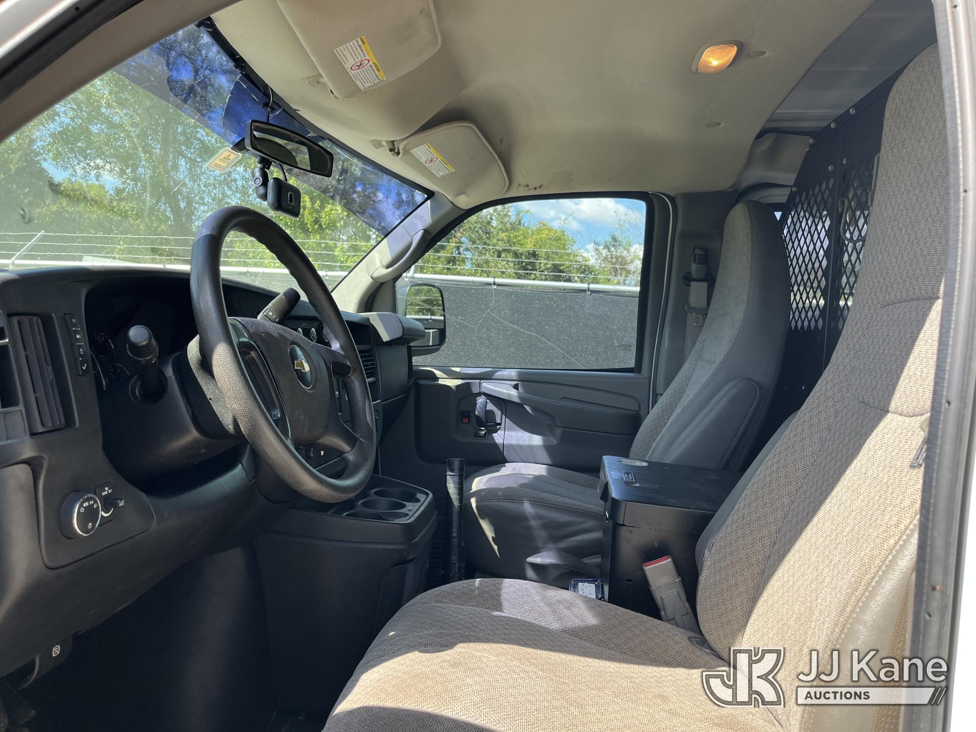 2015 Chevrolet Express G2500