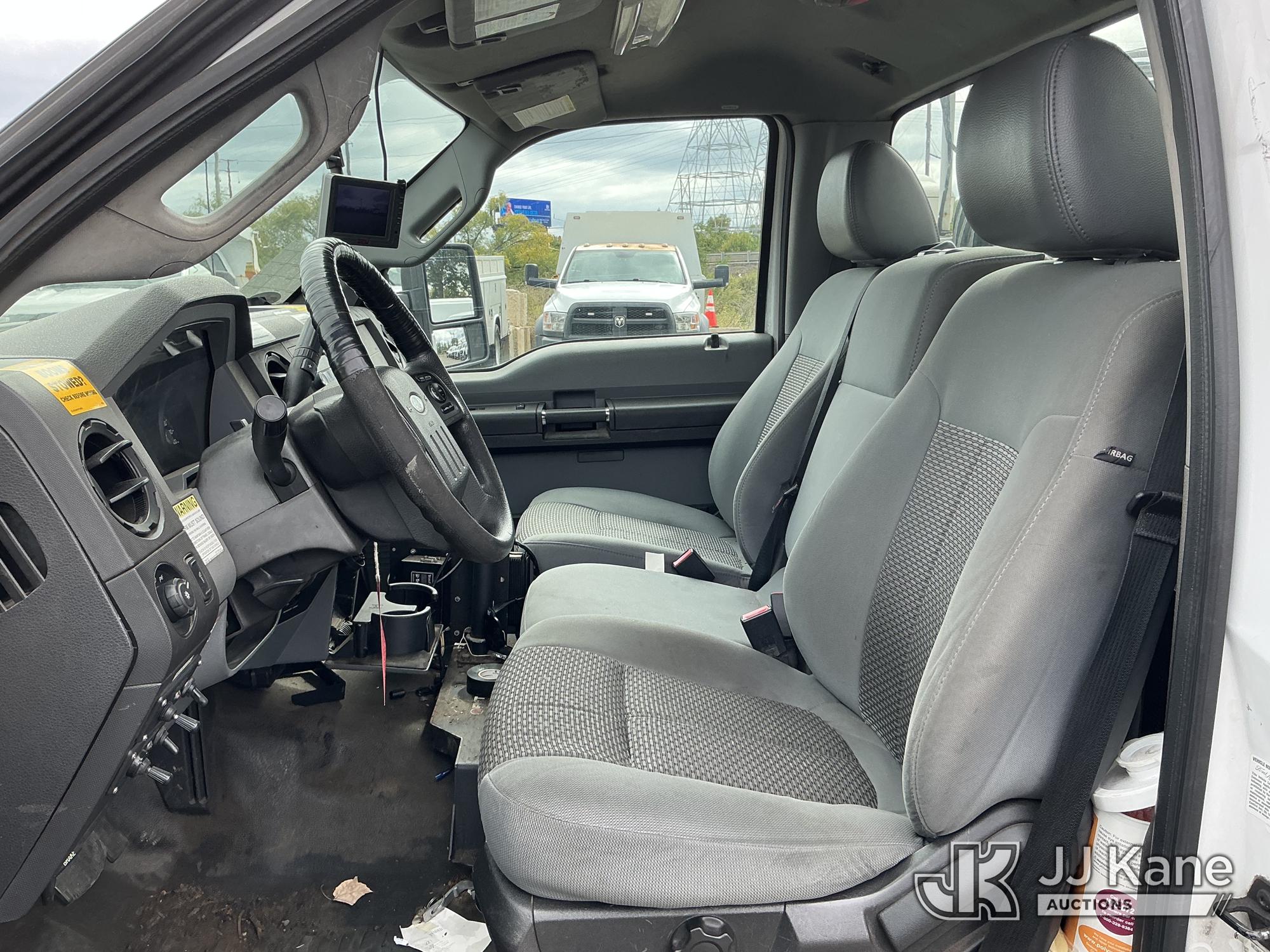 2012 Ford F550 4x4