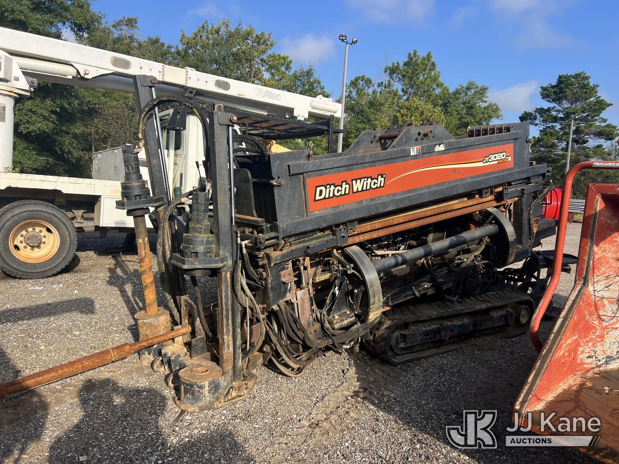 2010 Ditch Witch 3020