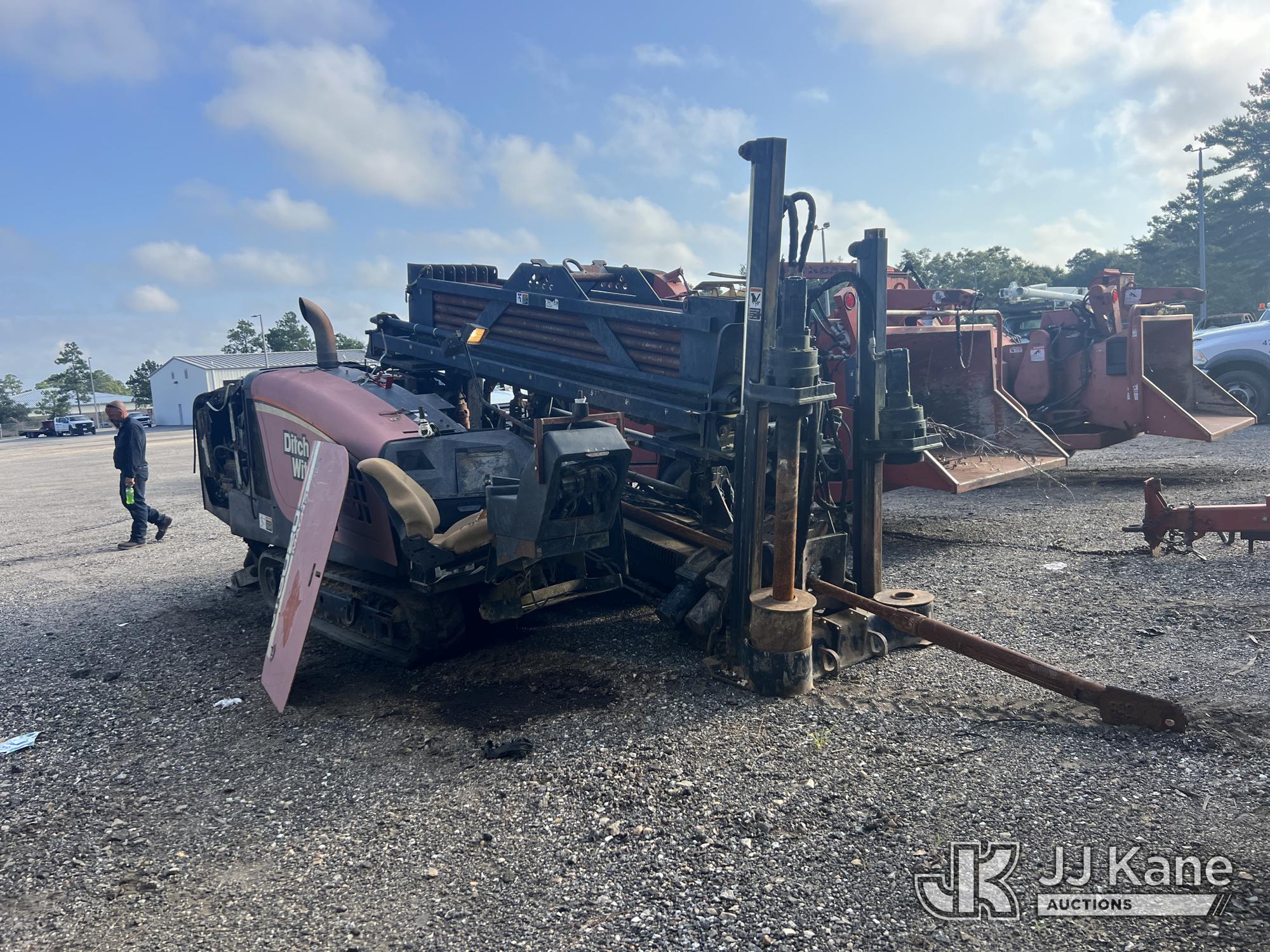 2010 Ditch Witch 3020