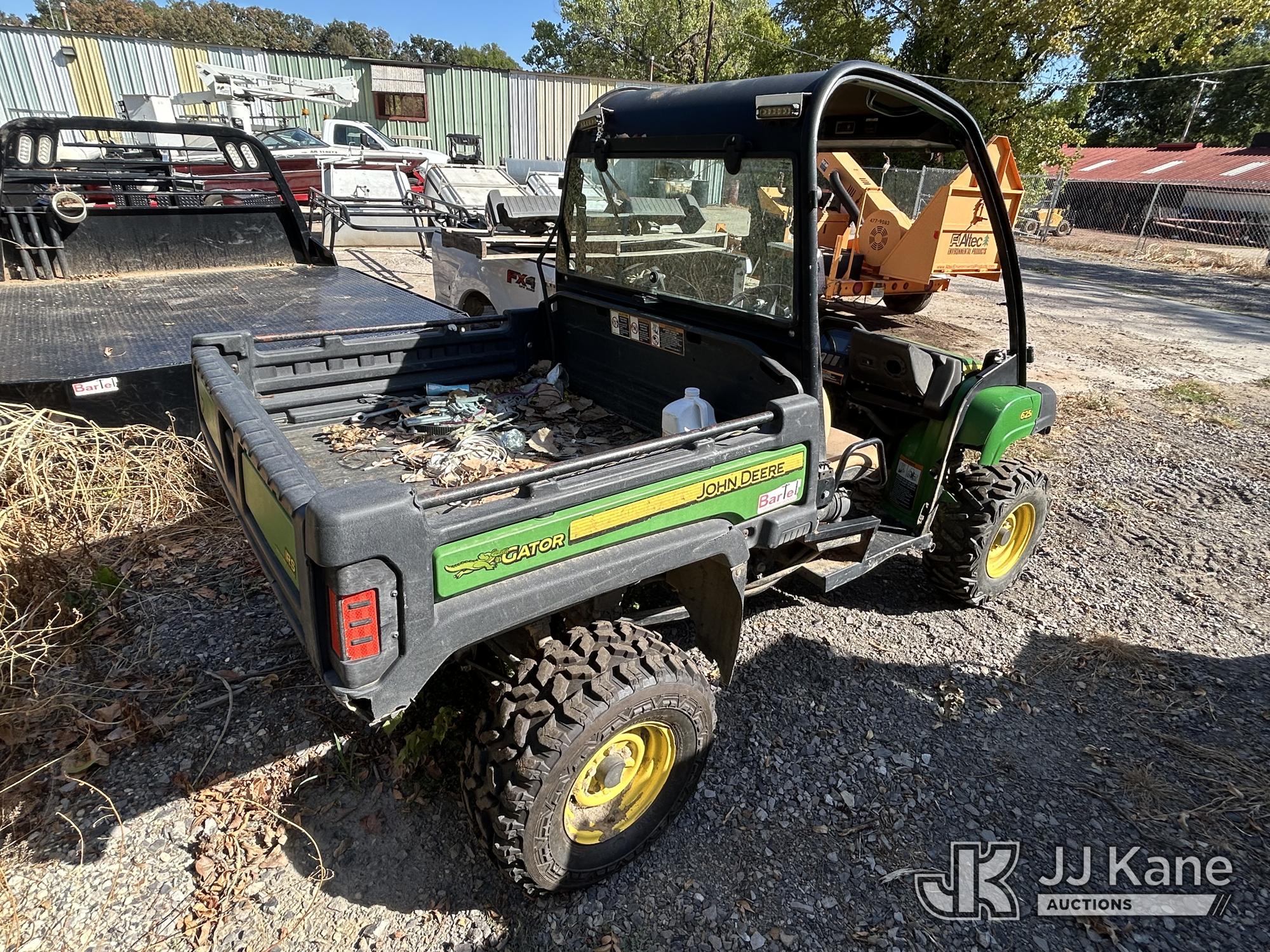 0 John Deere GATOR 625I