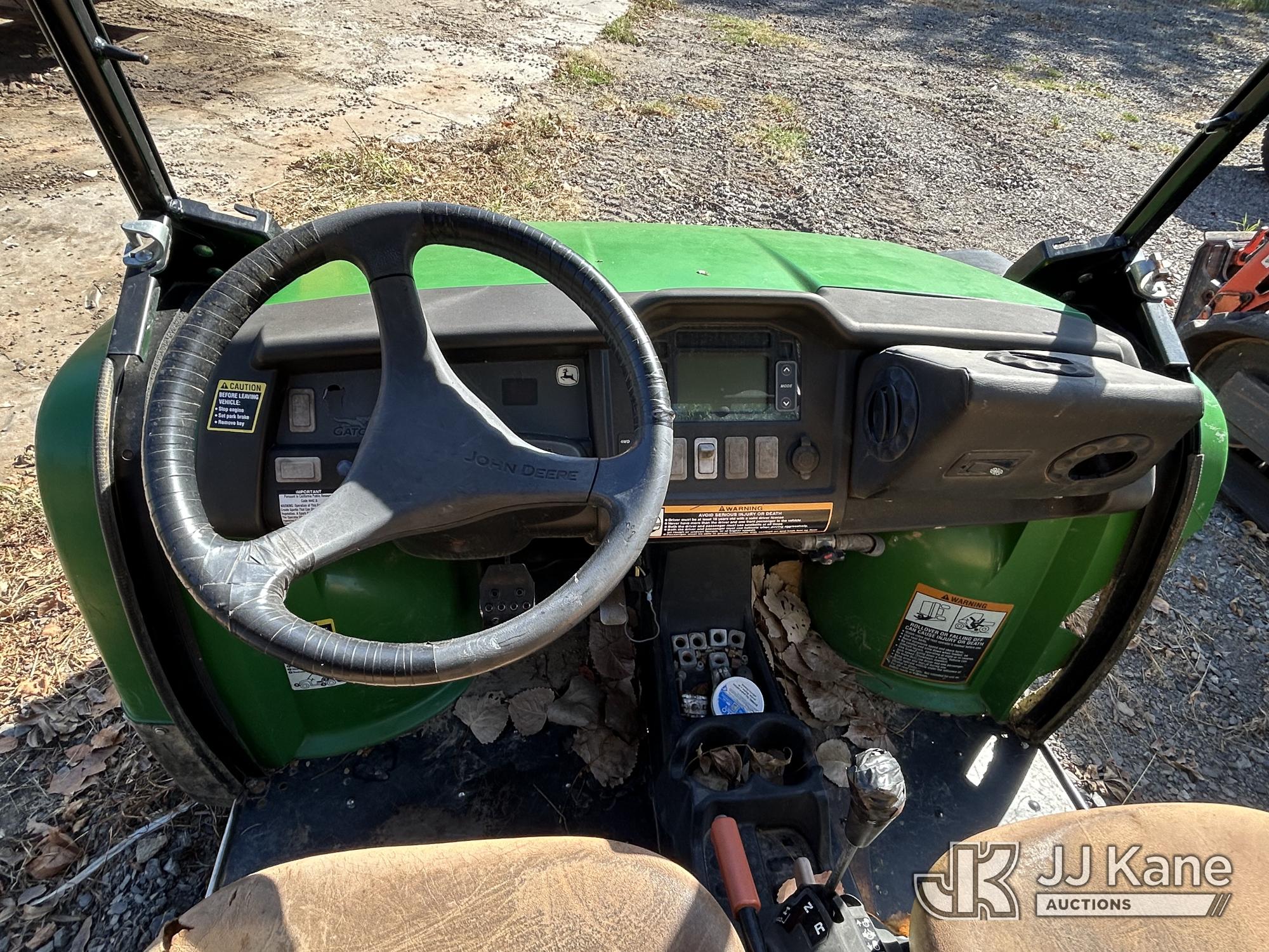 0 John Deere GATOR 625I