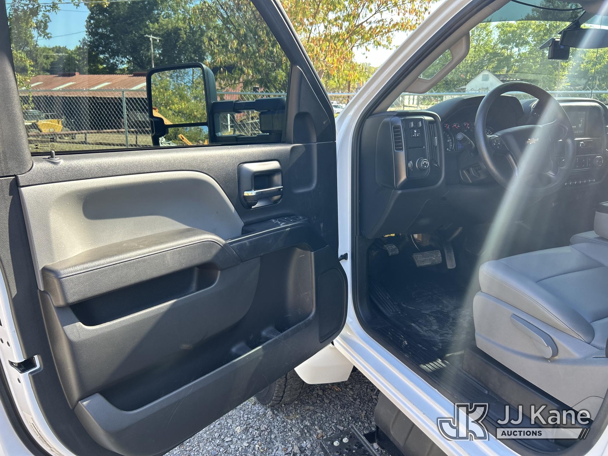 2023 Chevrolet SILVERADO 5500HD