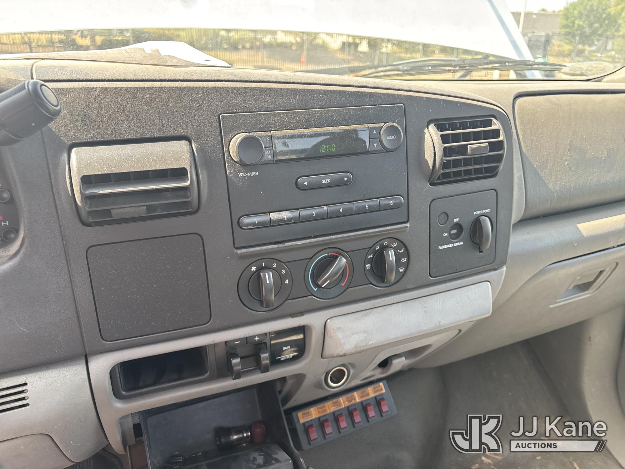 2005 Ford F-350 SD