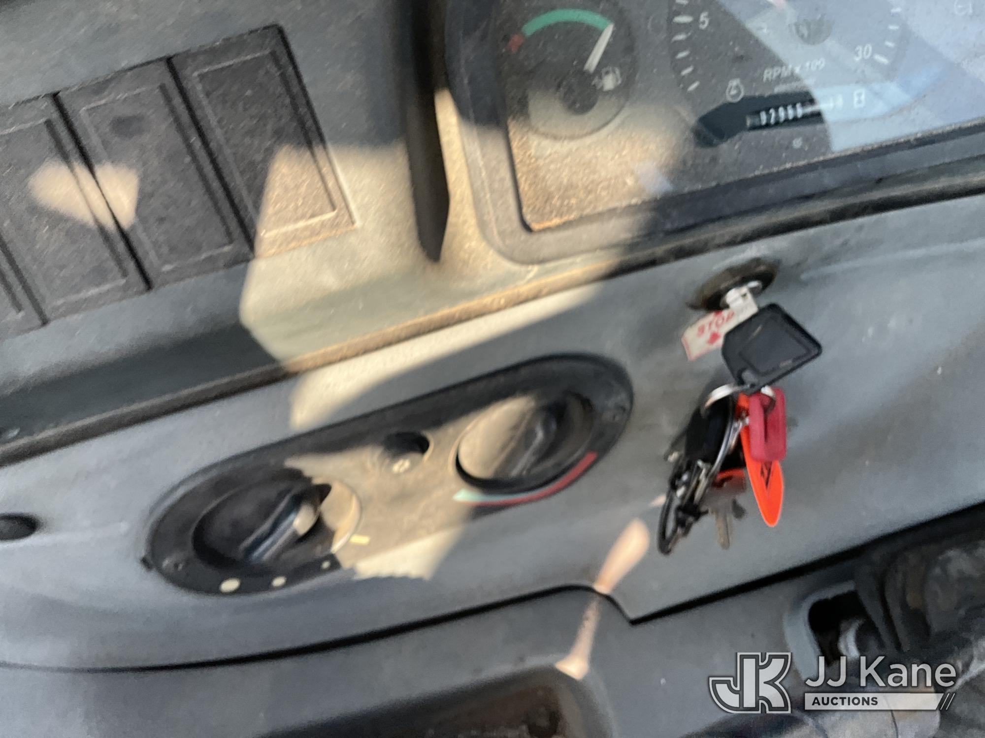2004 New Holland LB75B