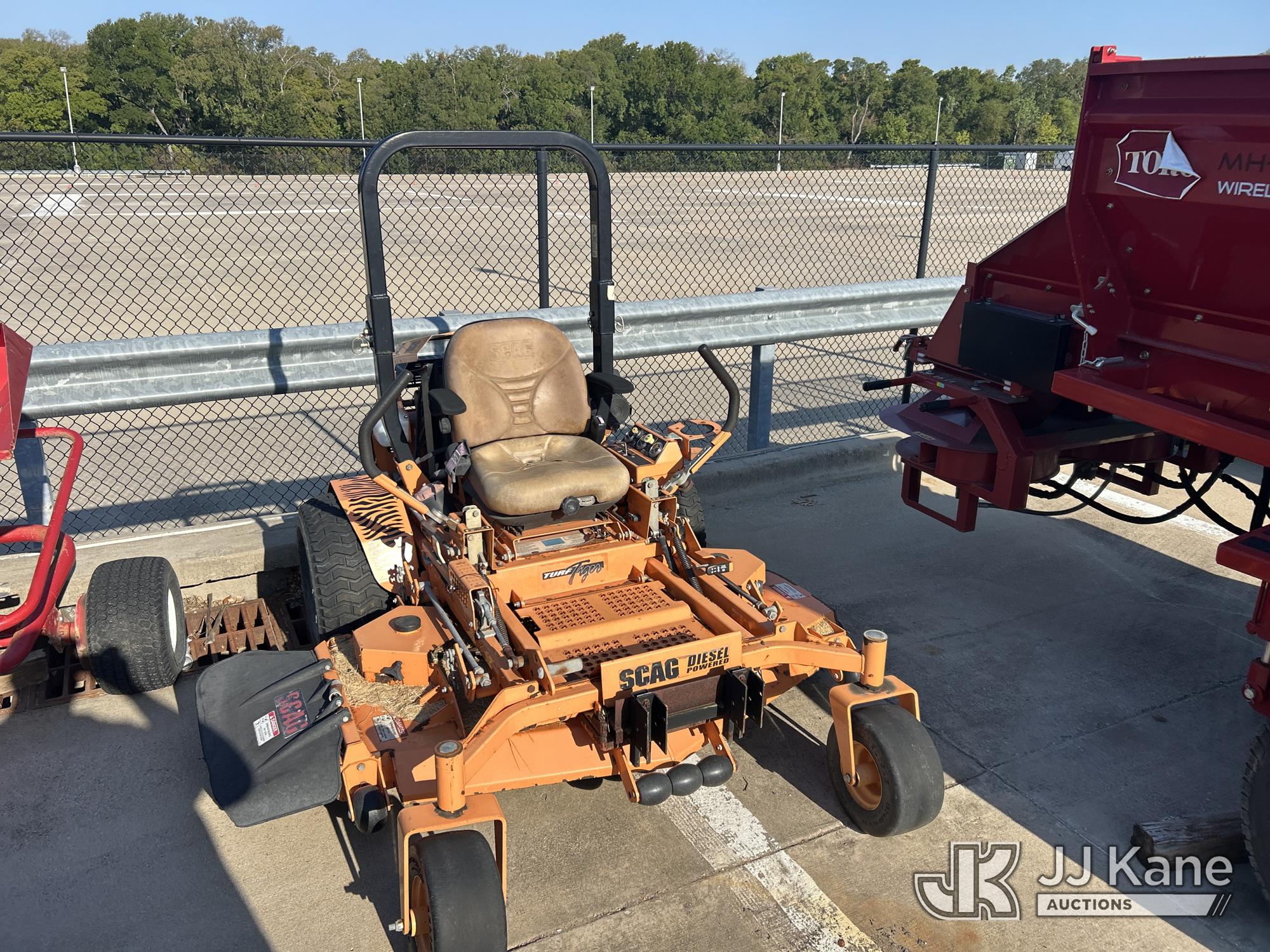 2012 Scag Turf Tiger STT61V-28CAT