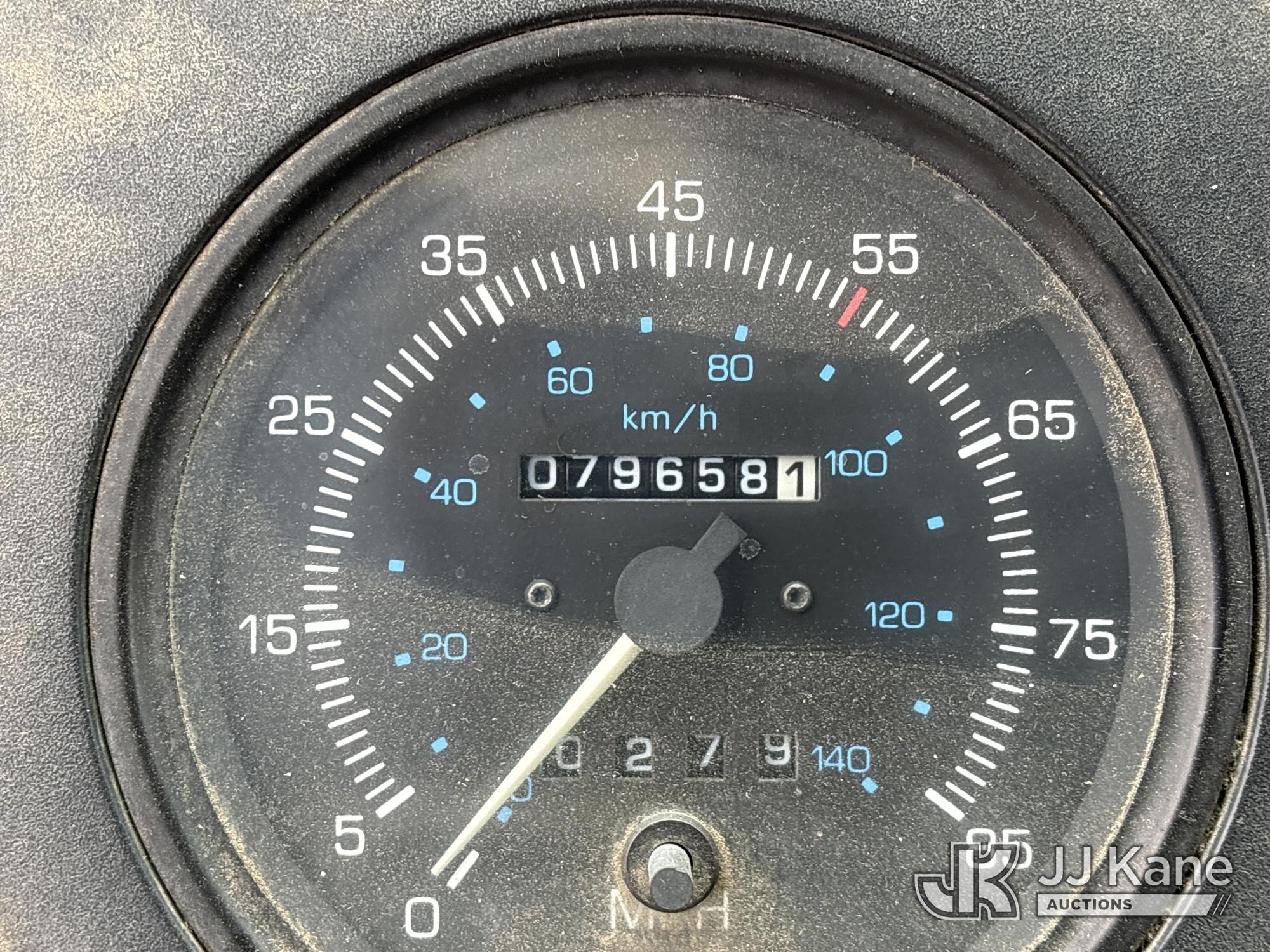 1996 Ford CF8000