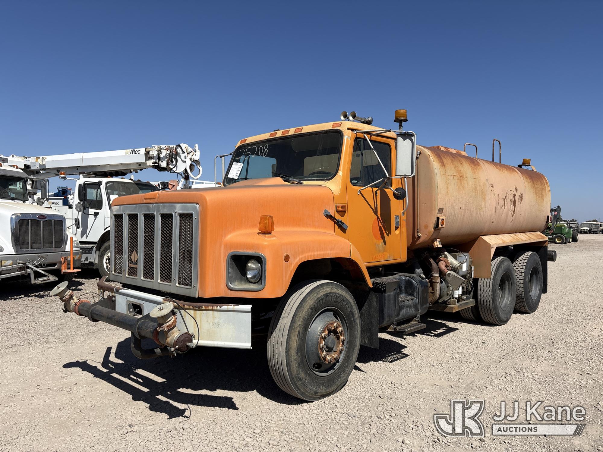 Photo of 1991 International 2674