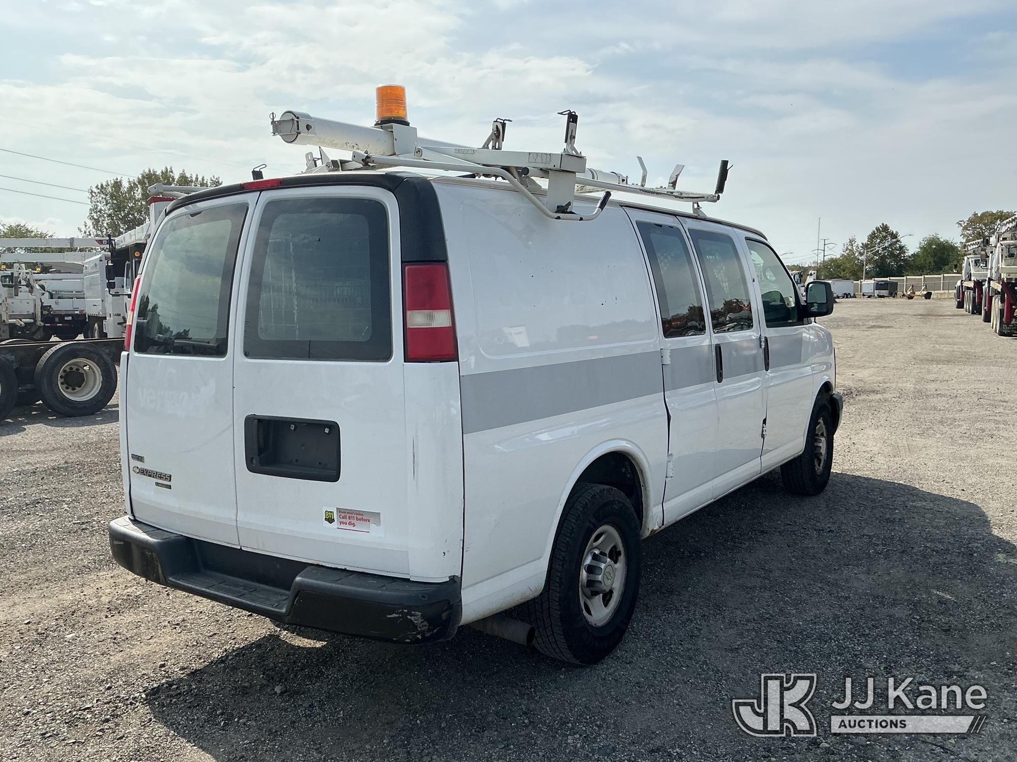 2011 Chevrolet Express G2500