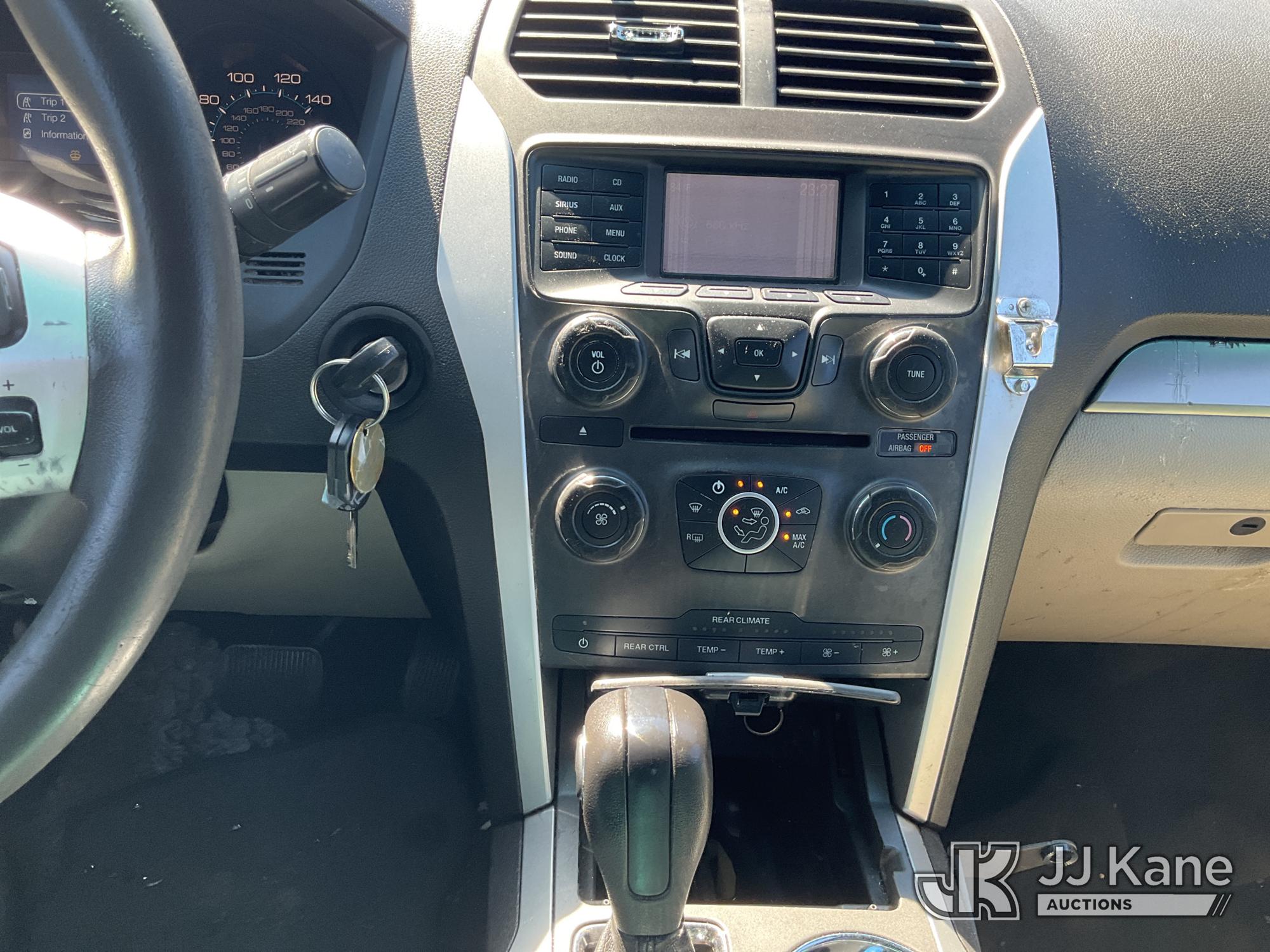 2015 Ford Explorer