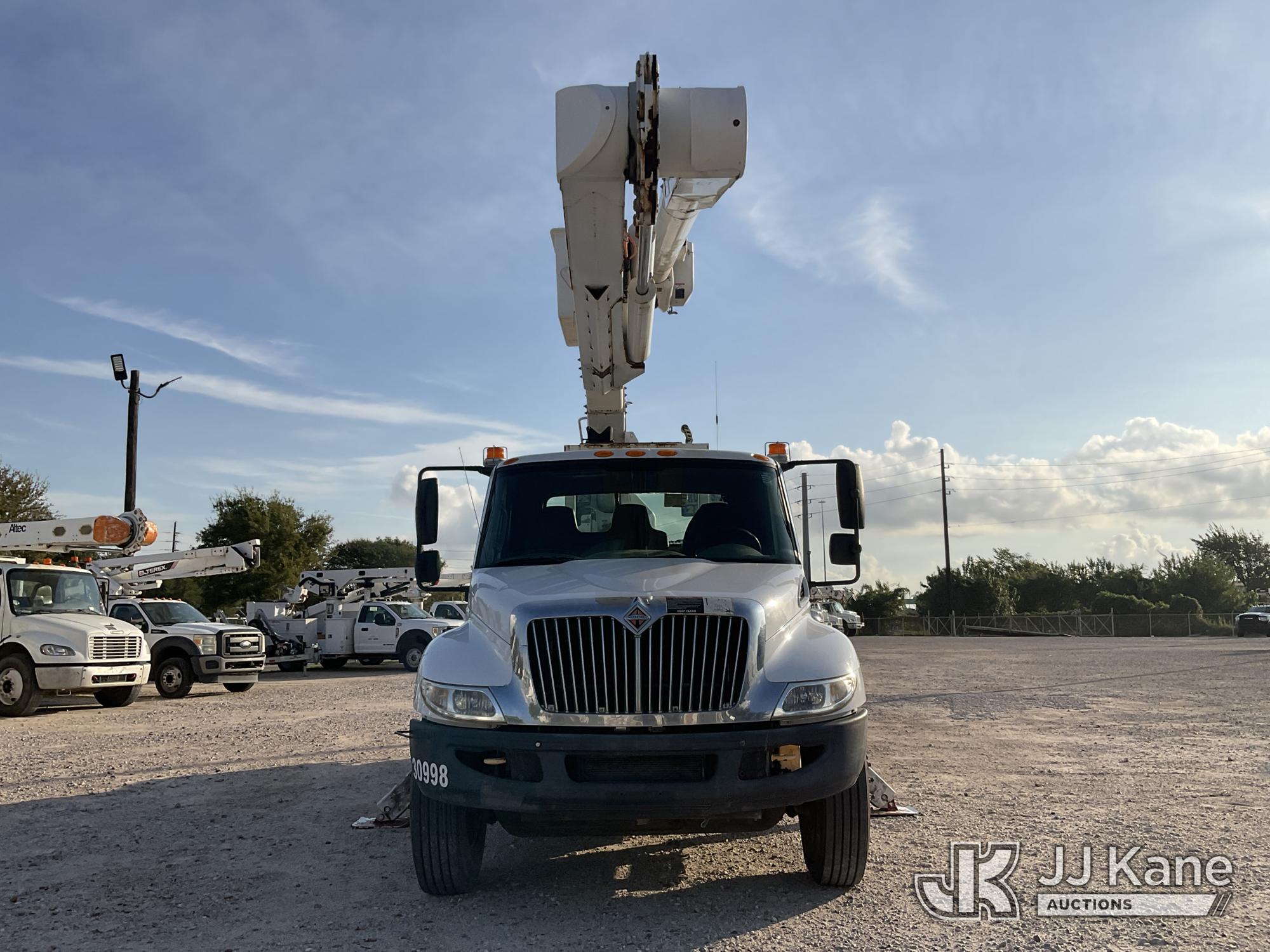 2014 International DURASTAR 4300