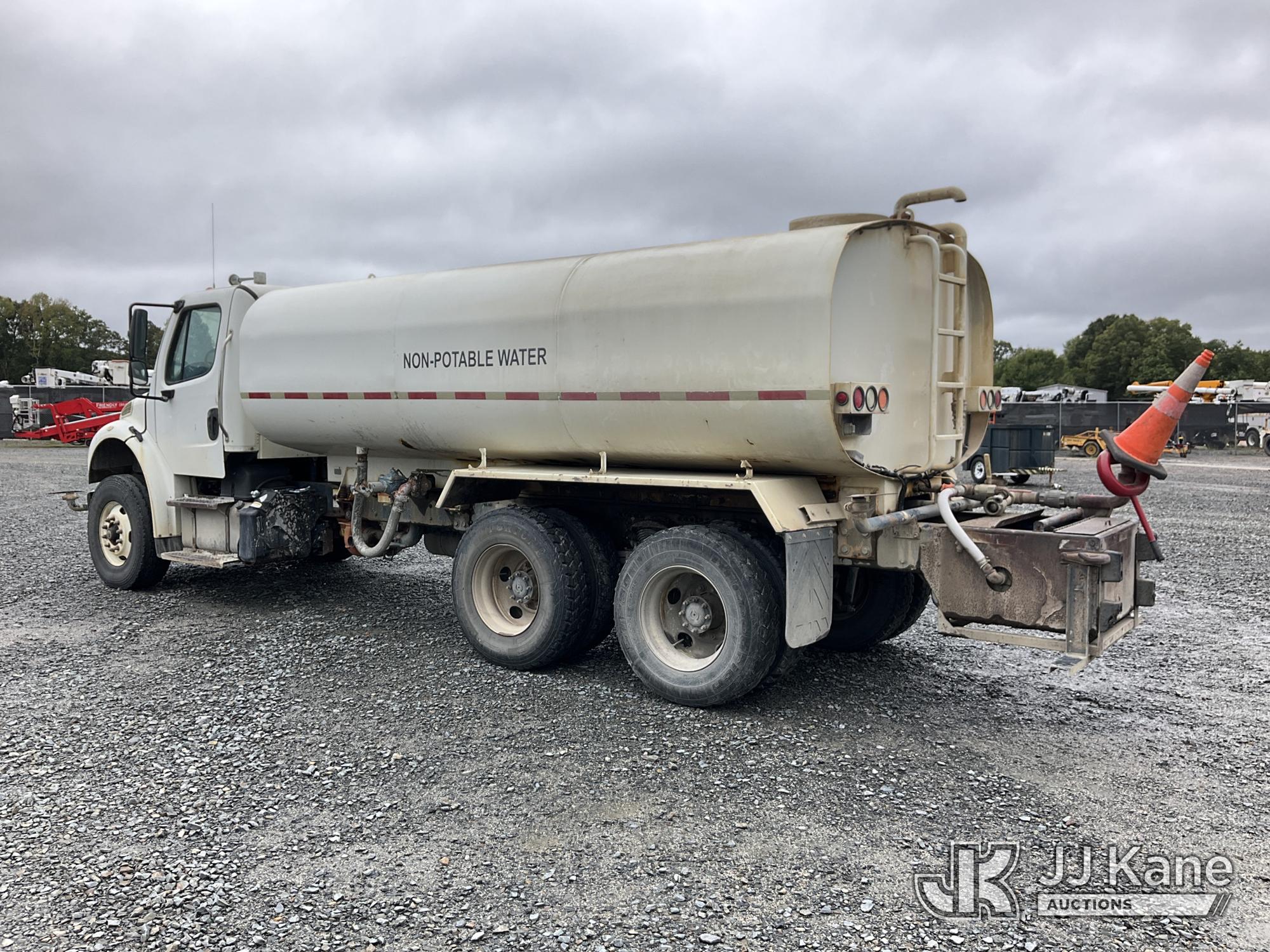 2014 Freightliner M2 106