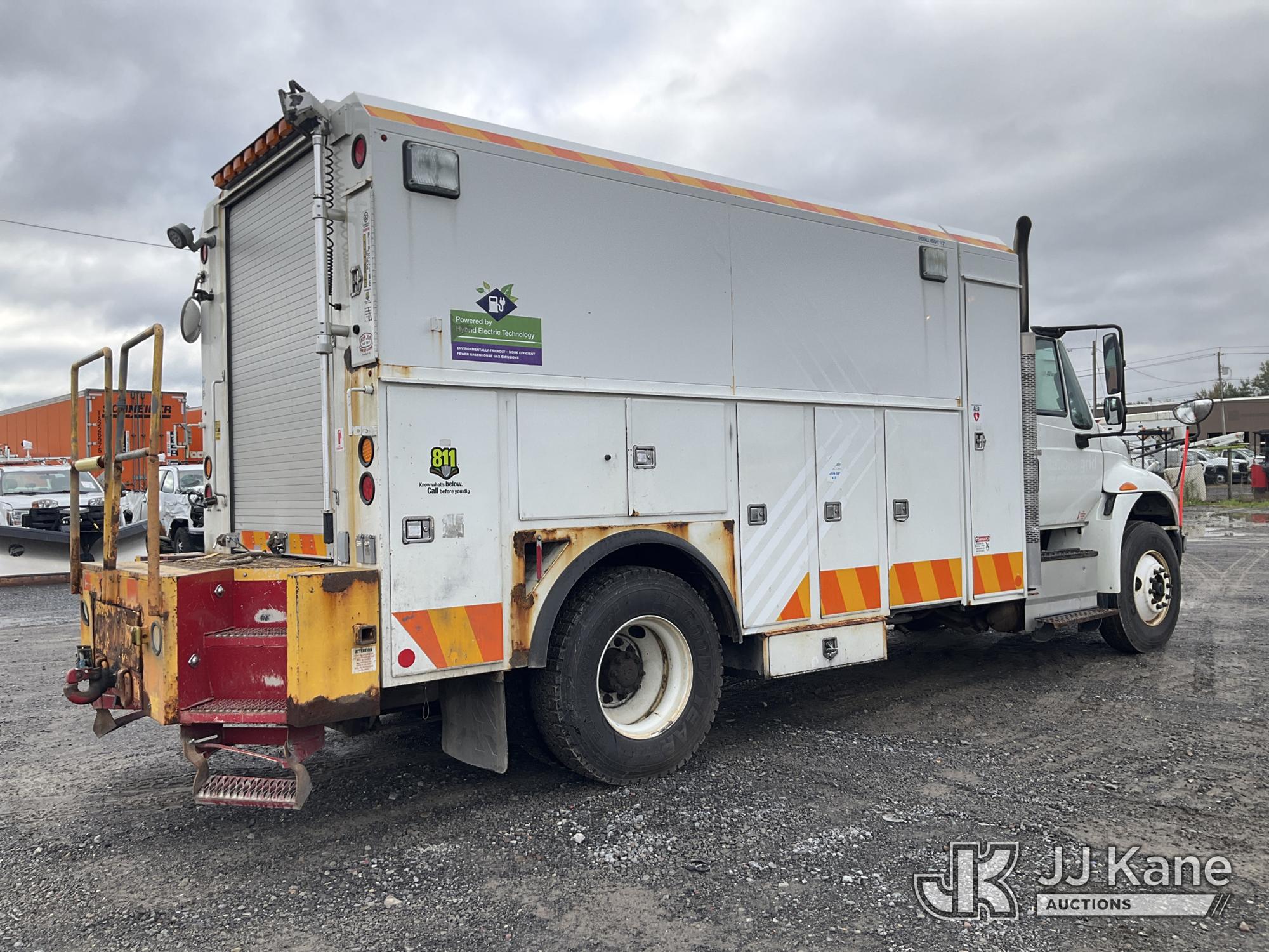 2016 International 4400 HYBRID
