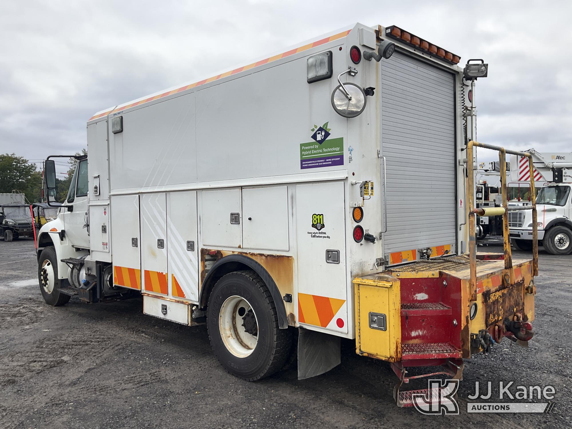 2016 International 4400 HYBRID