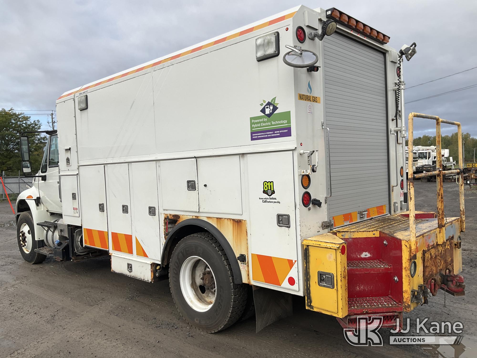 2016 International 4400 Hybrid