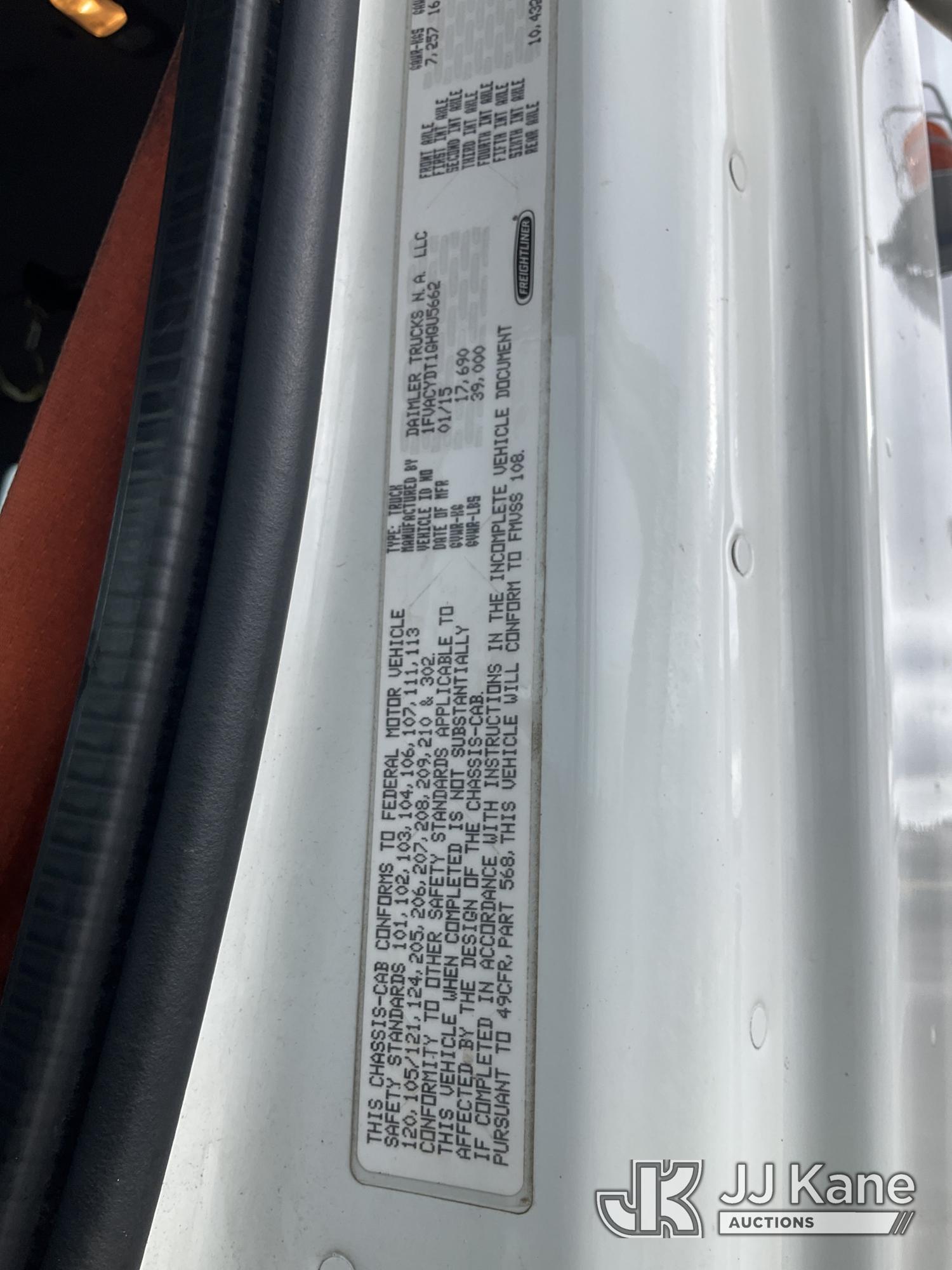 2016 Freightliner M2 106