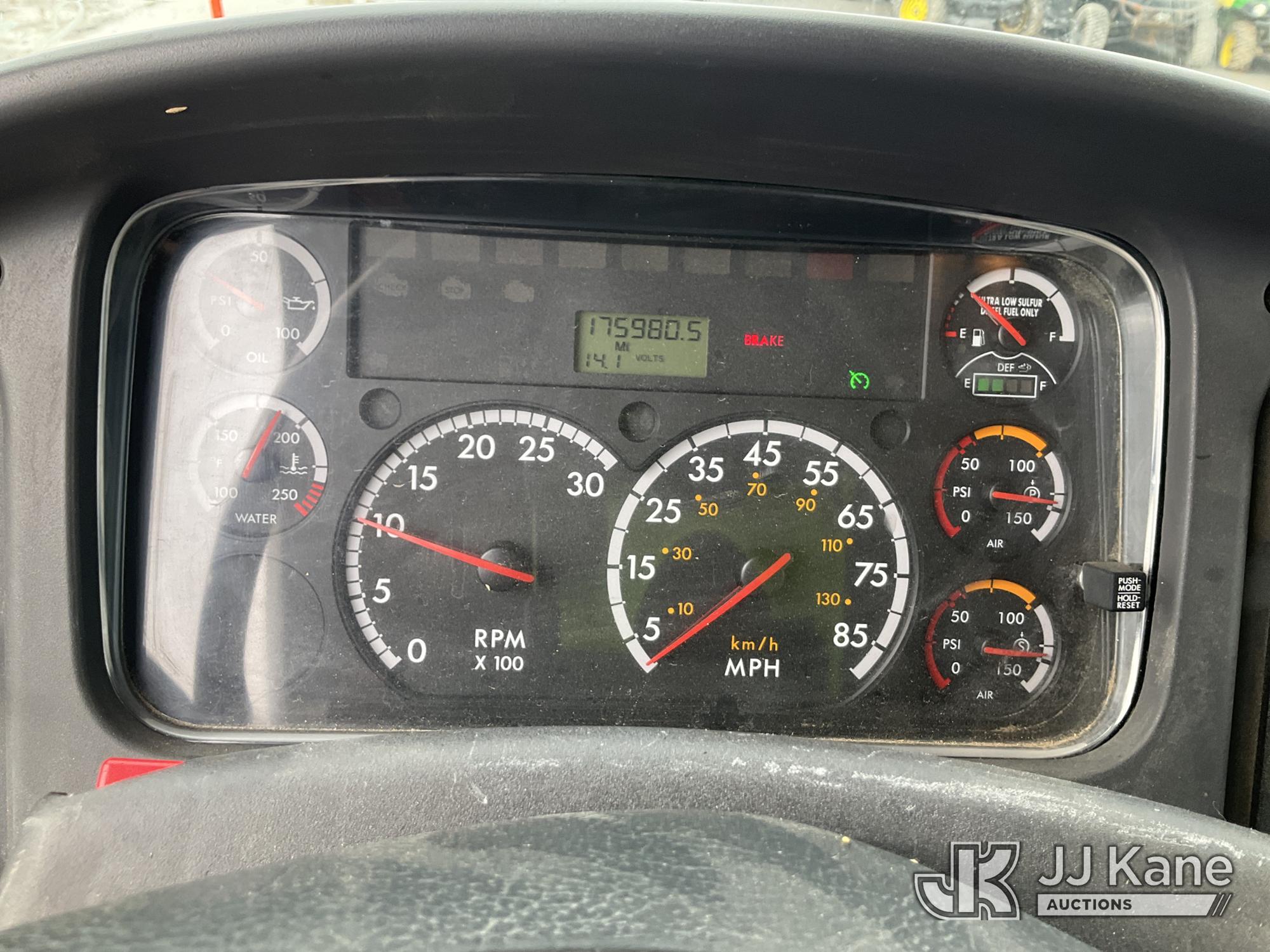 2016 Freightliner M2 106