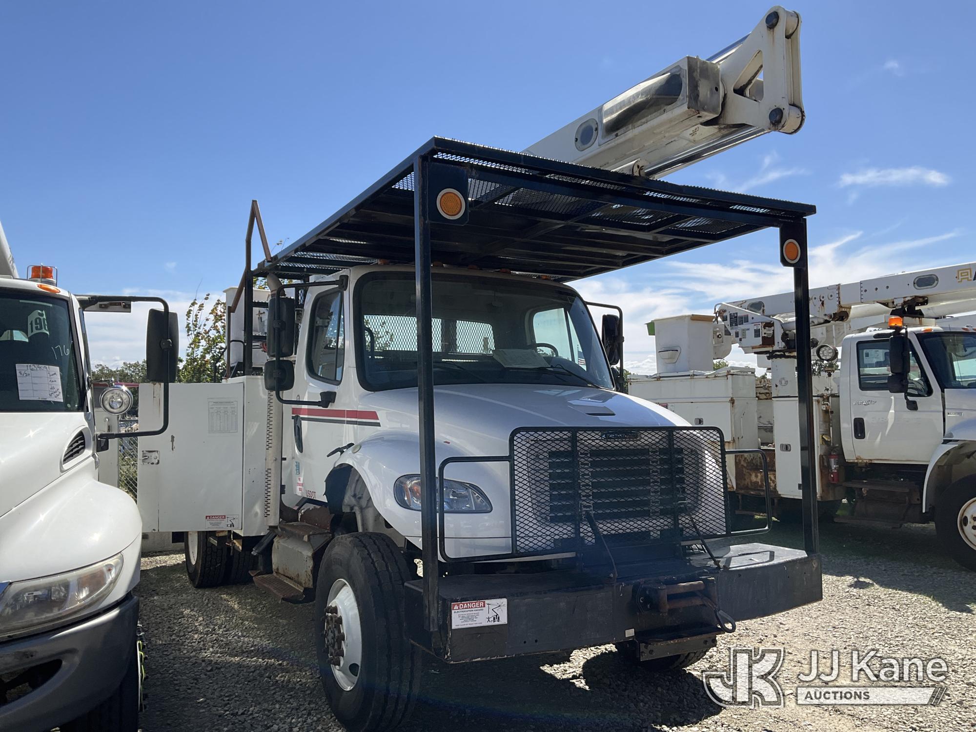 2014 Freightliner M2 106 4X4