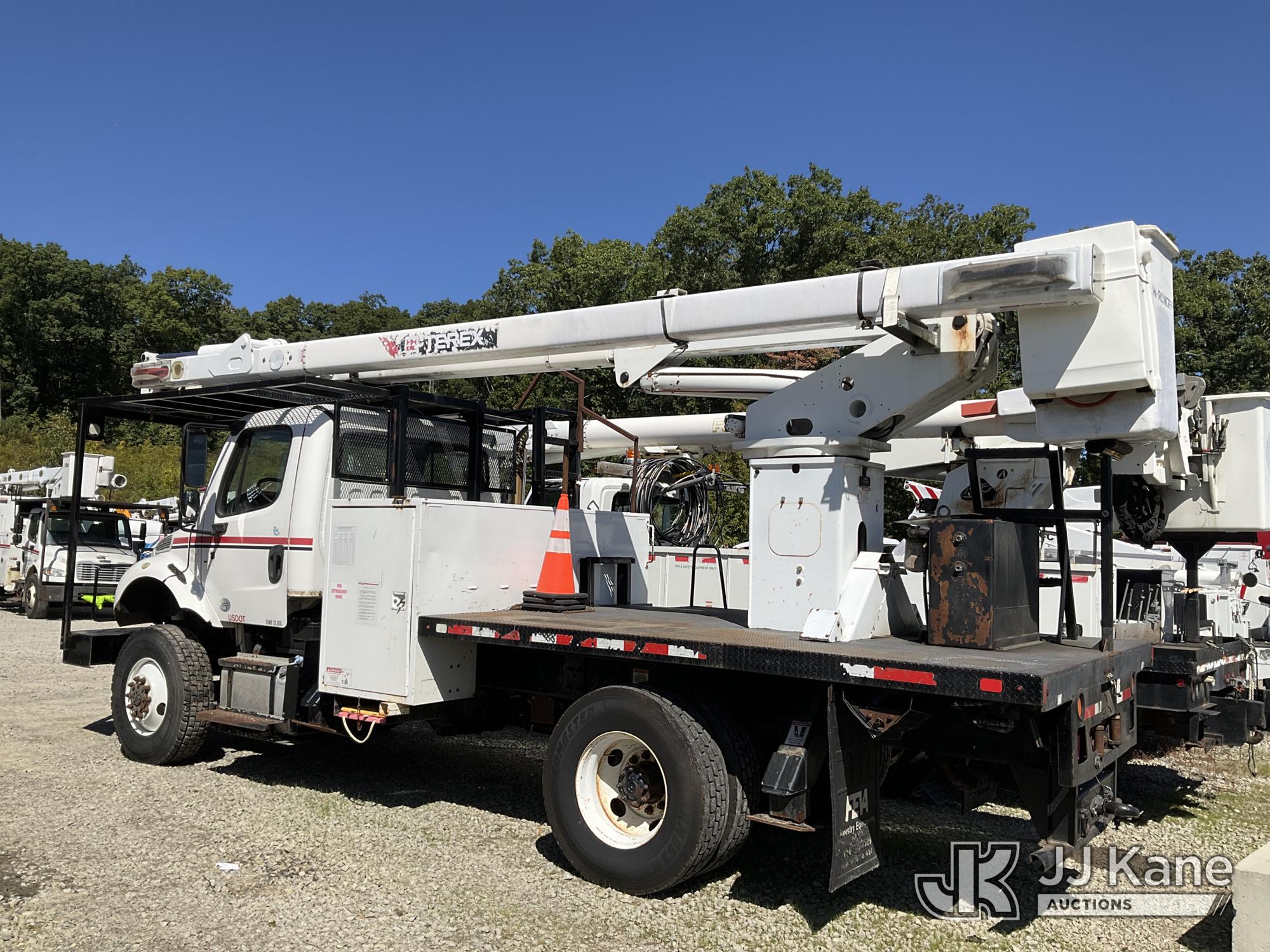 2014 Freightliner M2 106 4X4