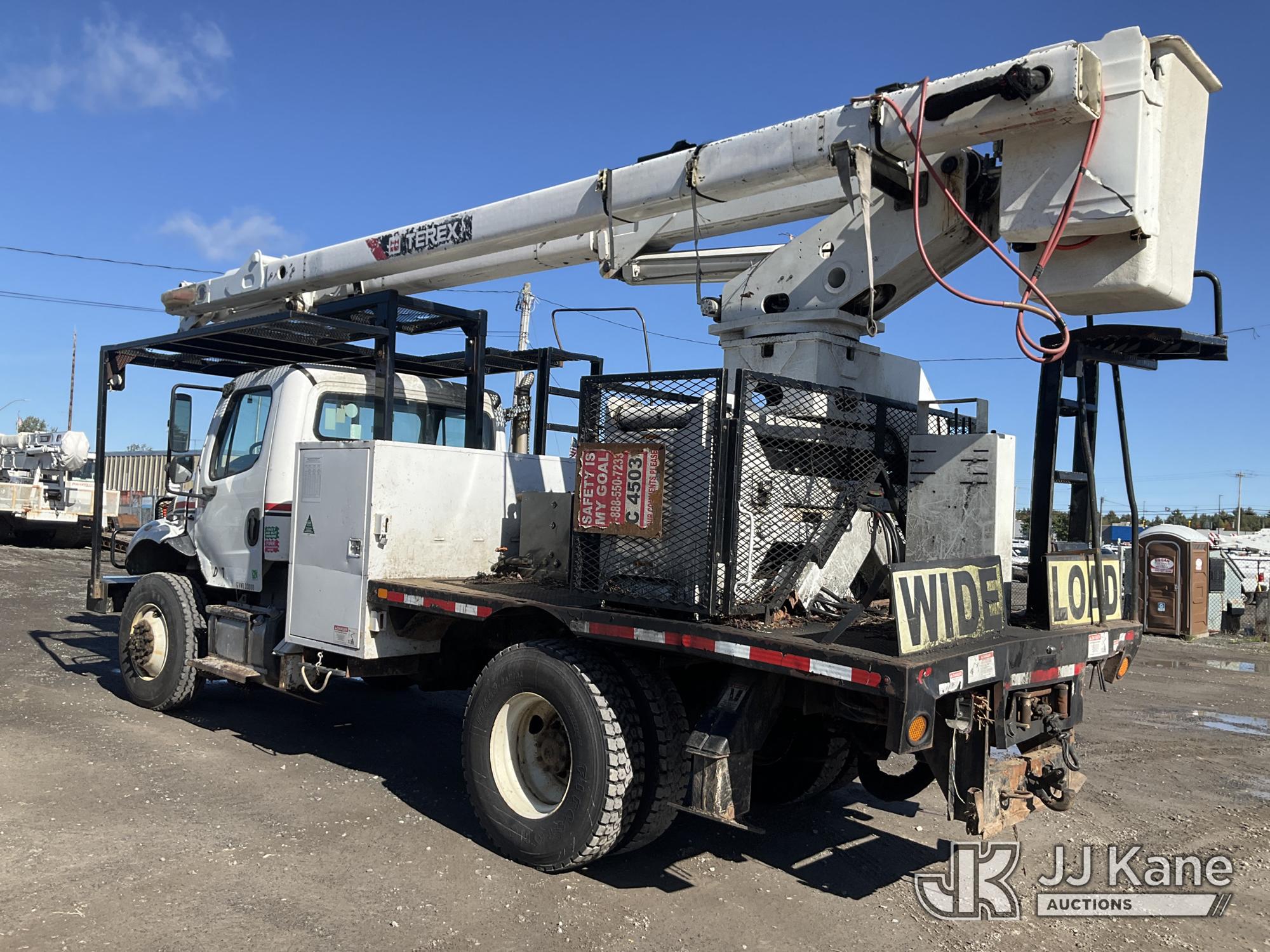 2012 Freightliner M2 106 4X4