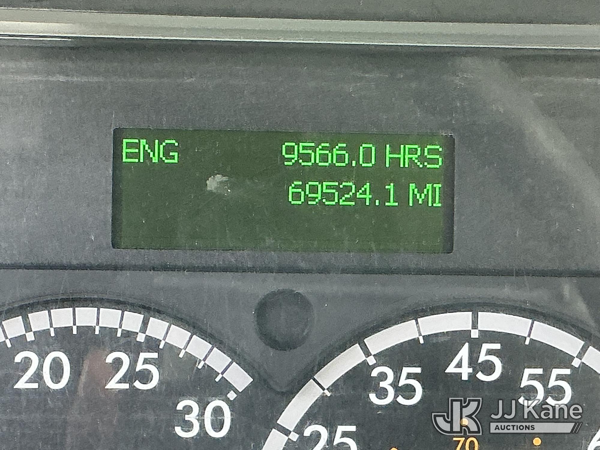 2016 Freightliner M2 106