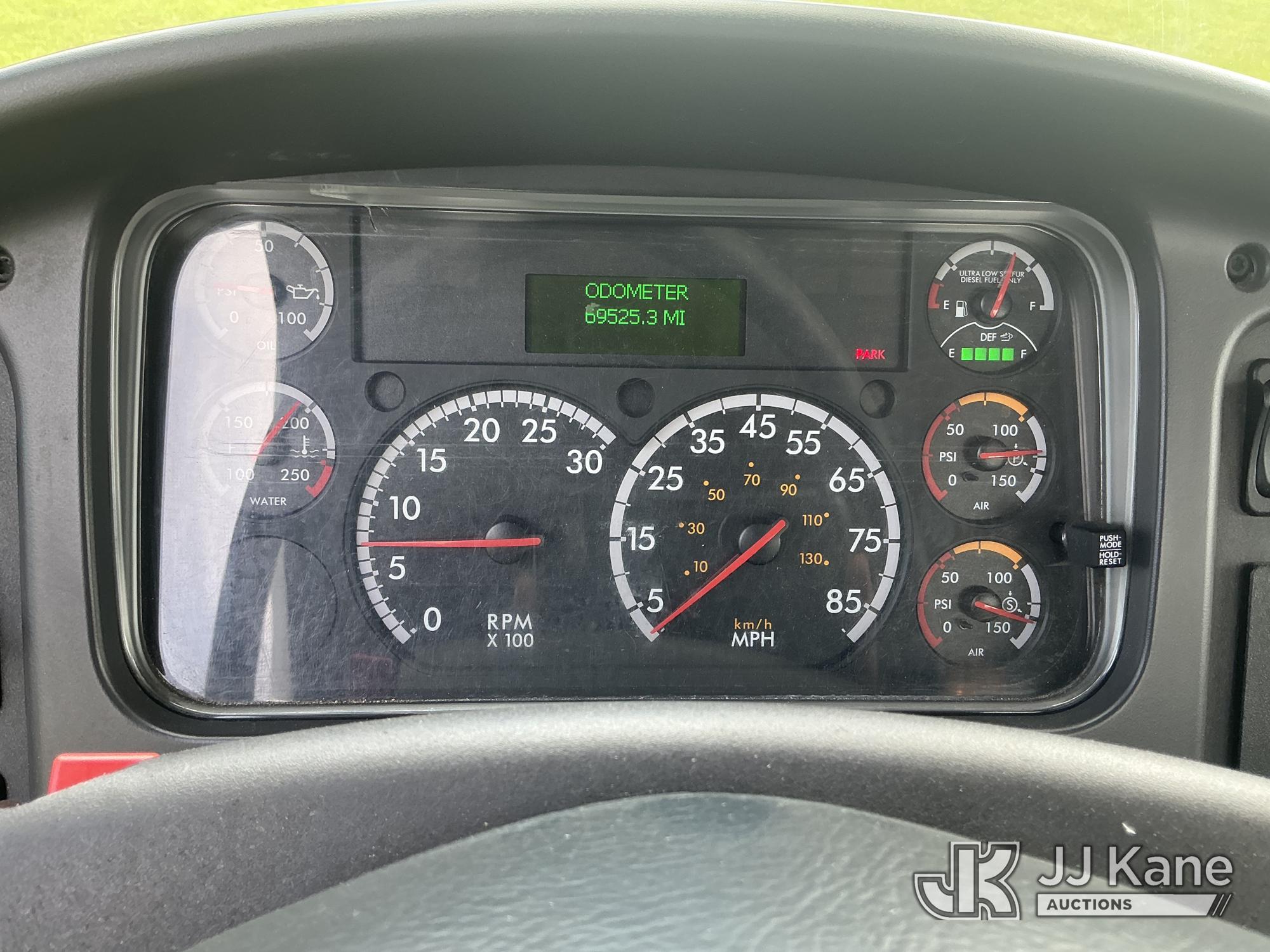 2016 Freightliner M2 106