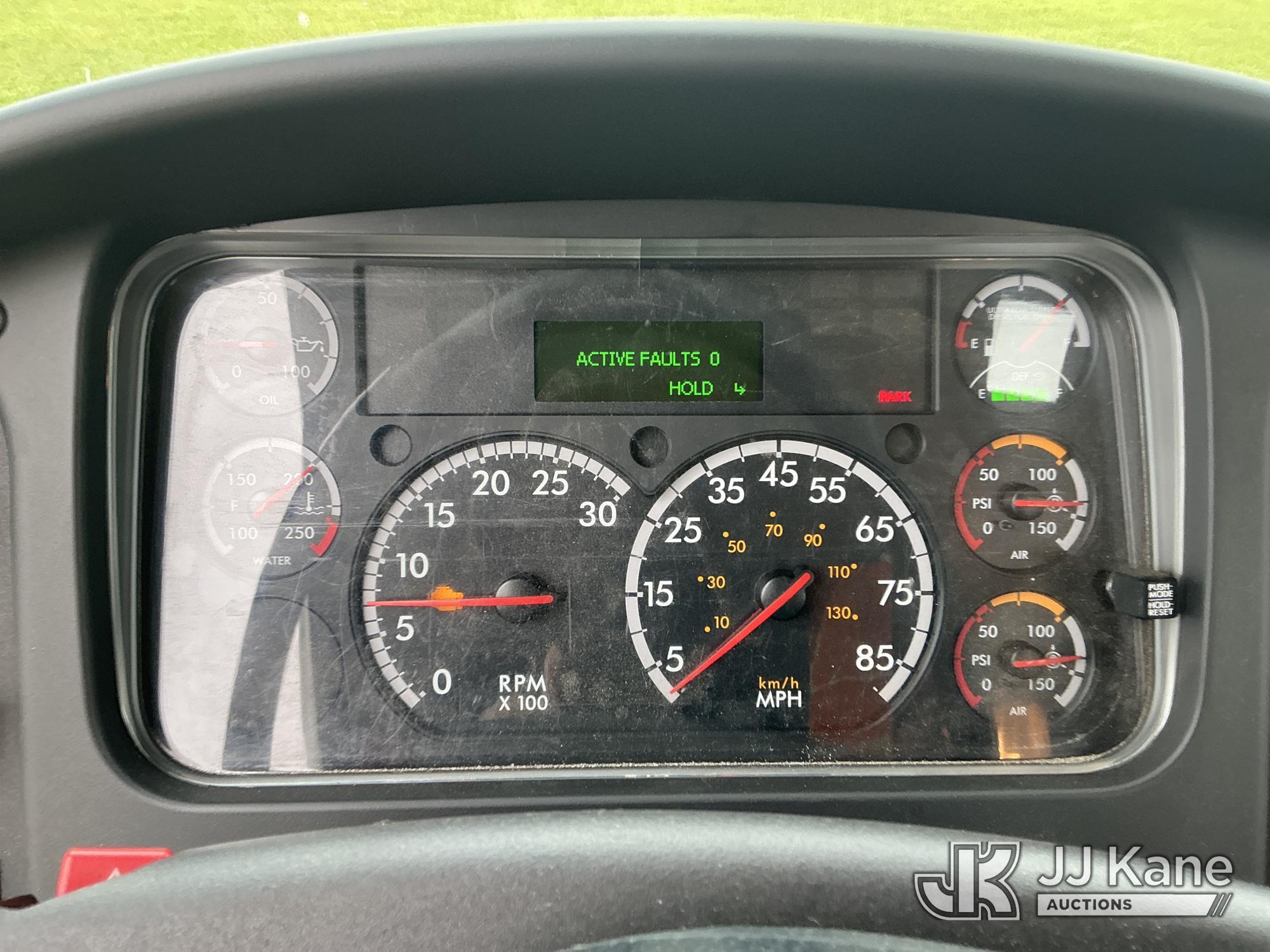2016 Freightliner M2 106
