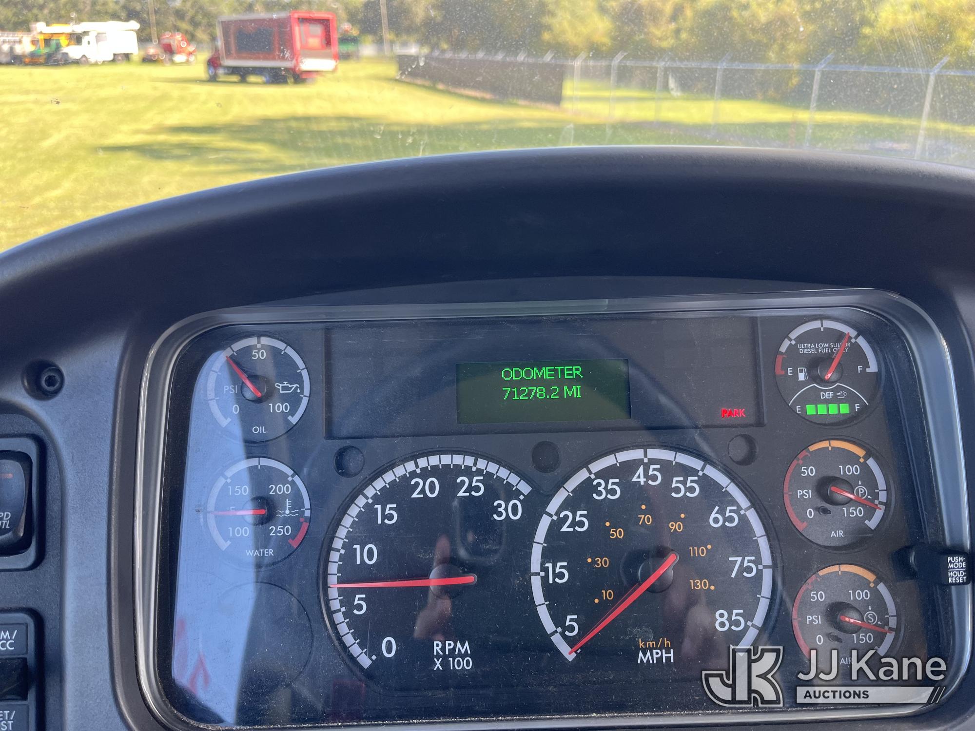 2016 Freightliner M2 106