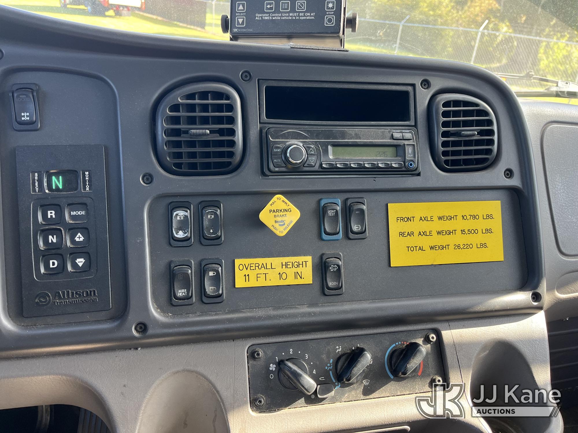 2016 Freightliner M2 106
