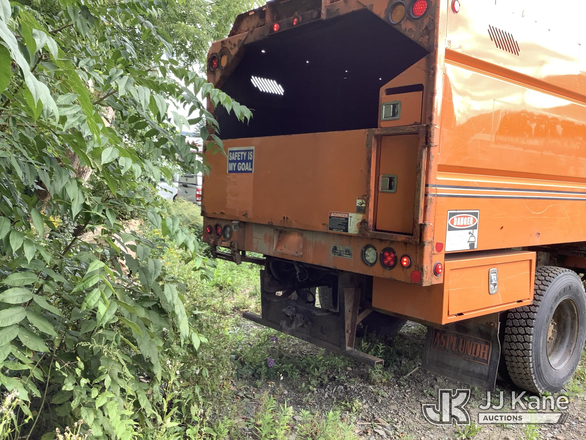 2017 Freightliner M2 106
