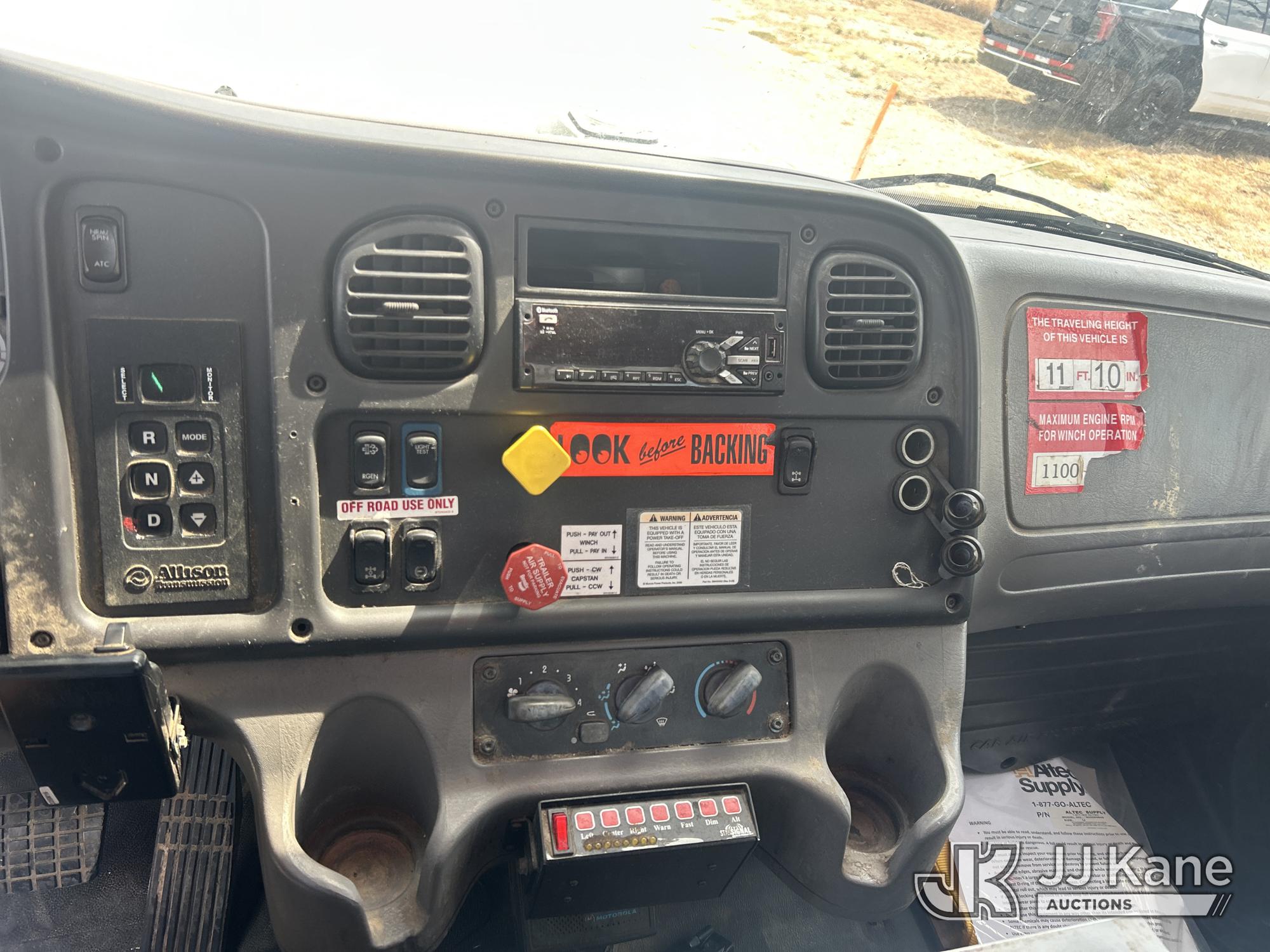 2017 Freightliner M2 106