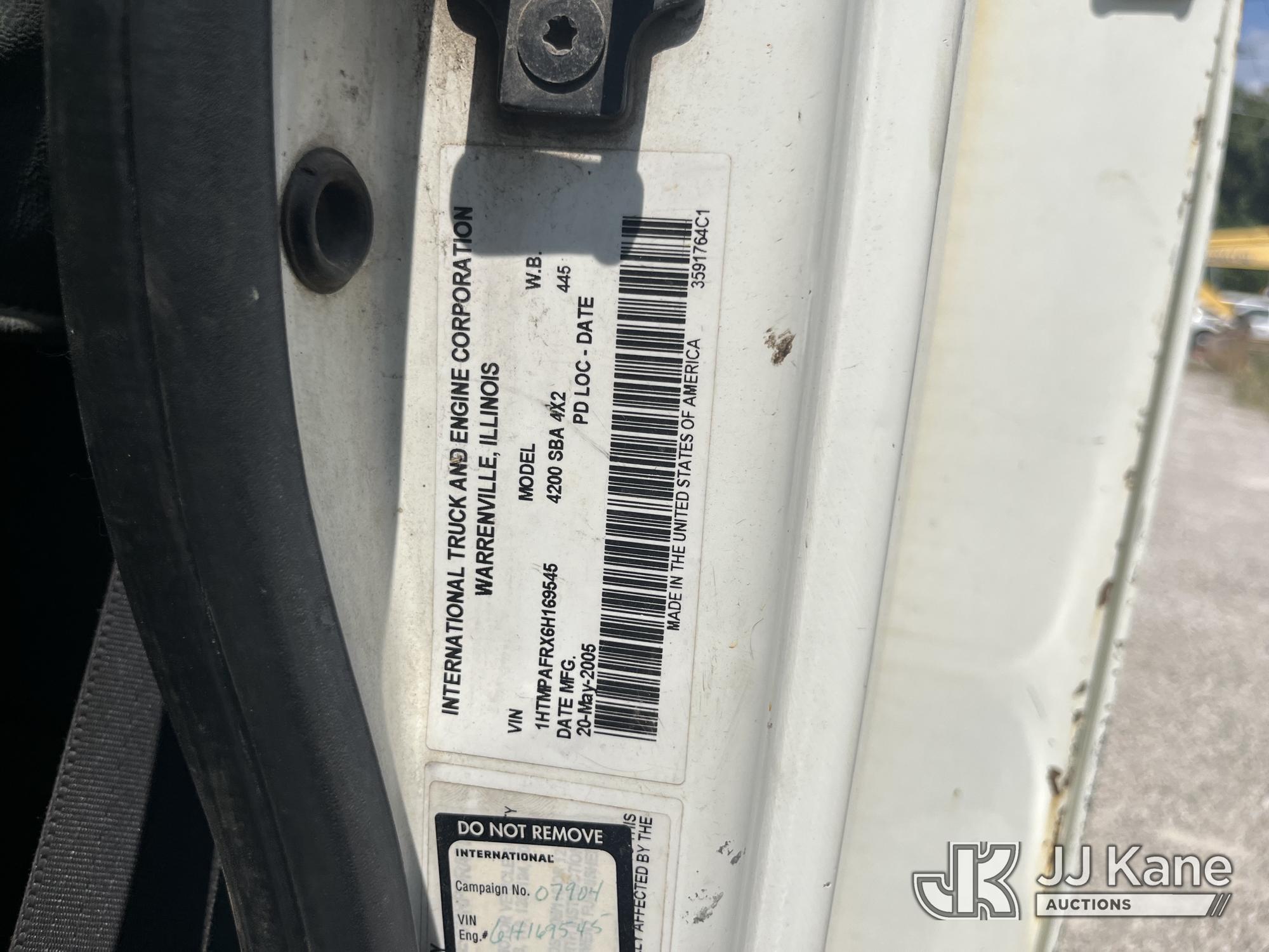 2006 International 4200