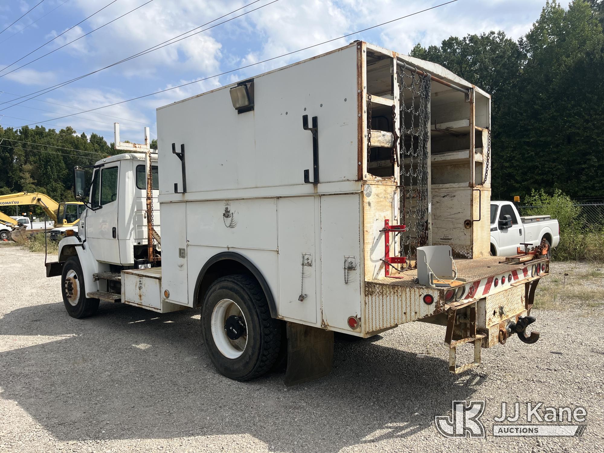 2003 Freightliner FL70