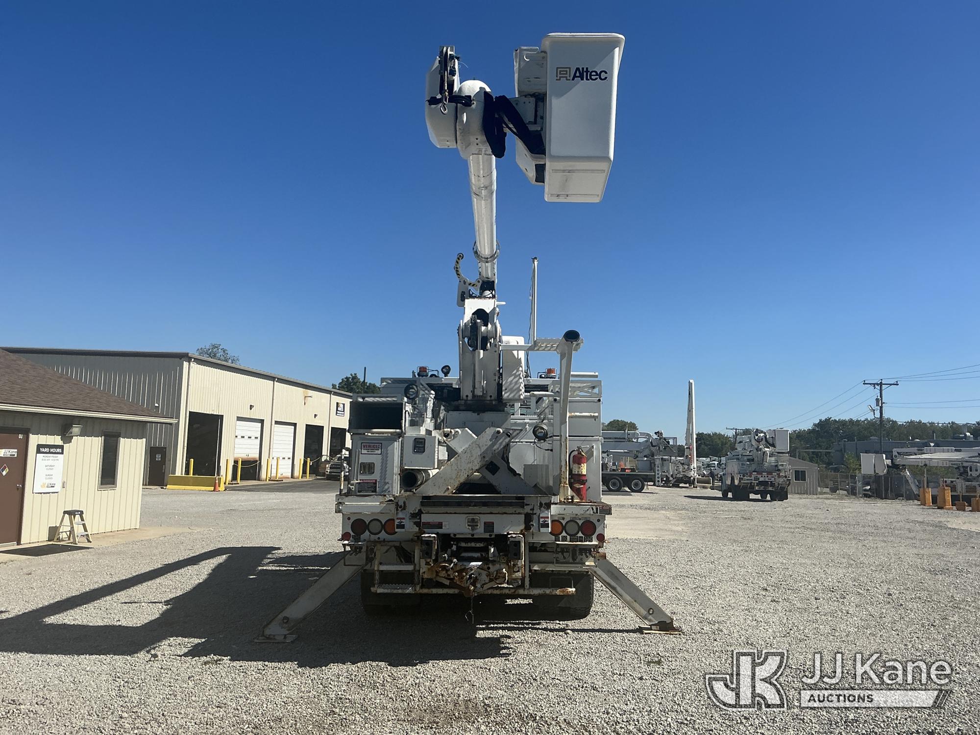2018 Freightliner M2 106