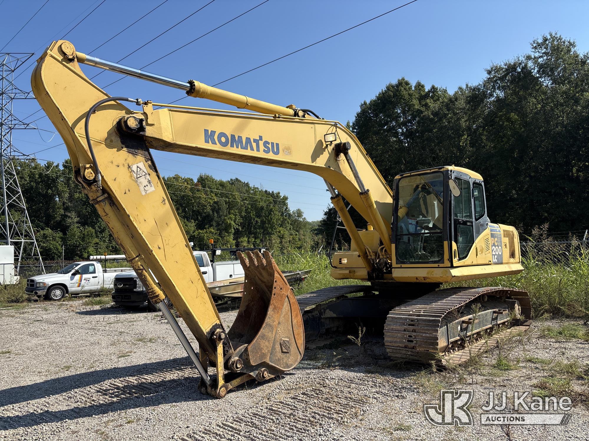 Photo of Komatsu PC200LC-7L