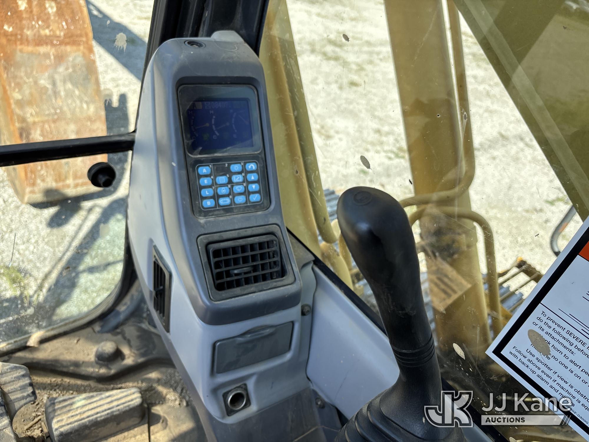 0 Komatsu PC200LC-7L