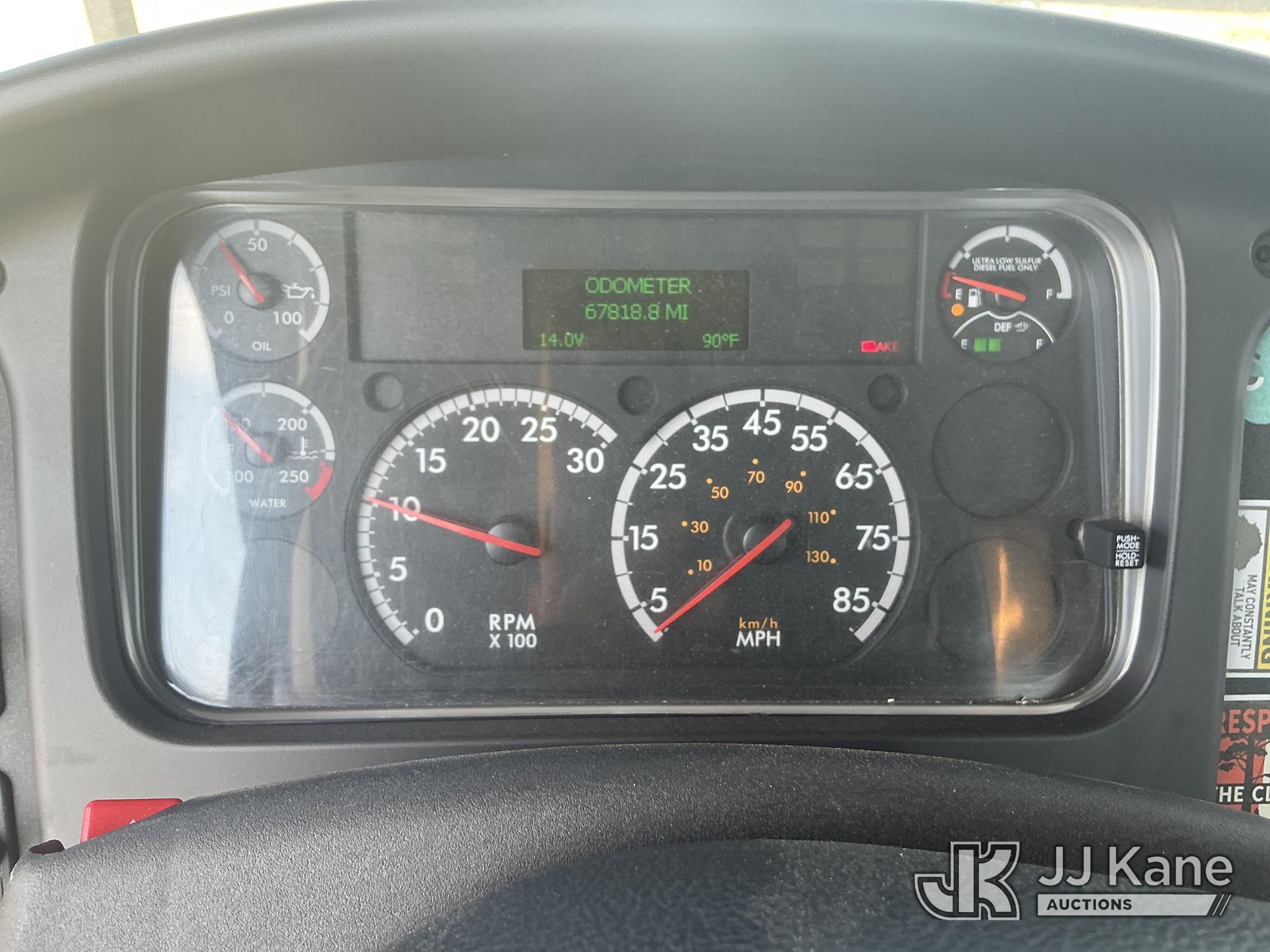 2017 Freightliner M2 106