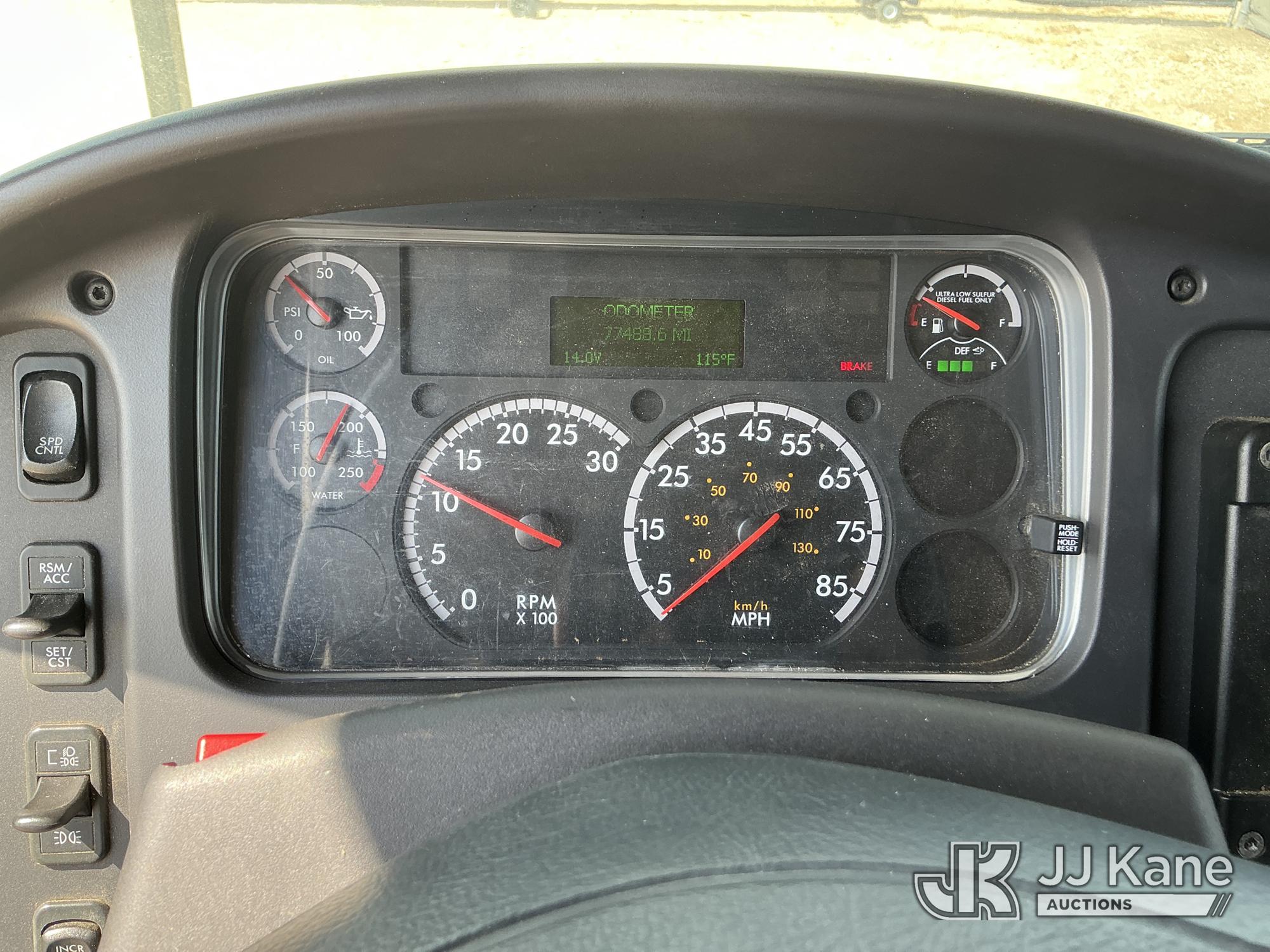 2019 Freightliner M2 106
