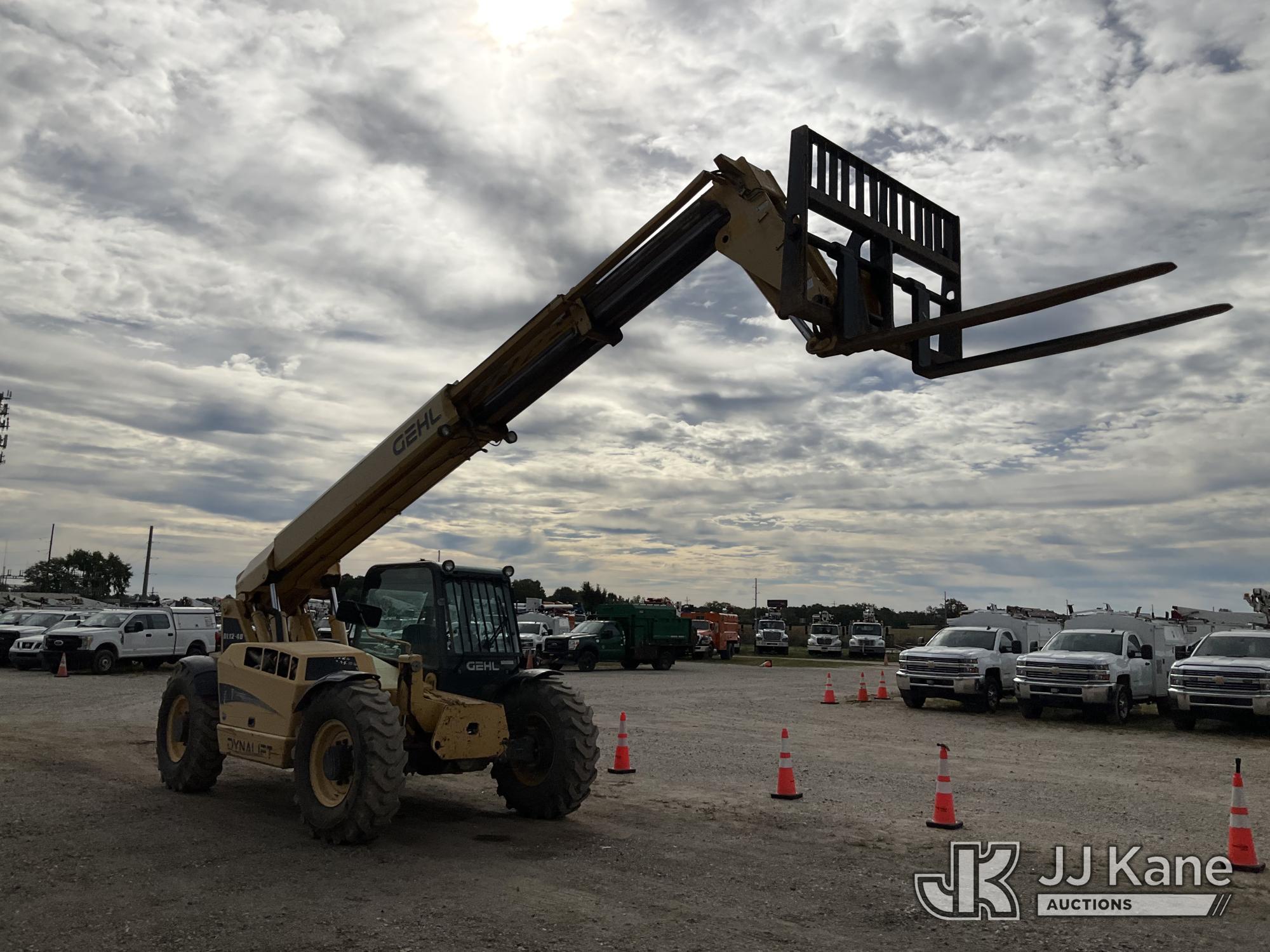 2013 Gehl DL1240